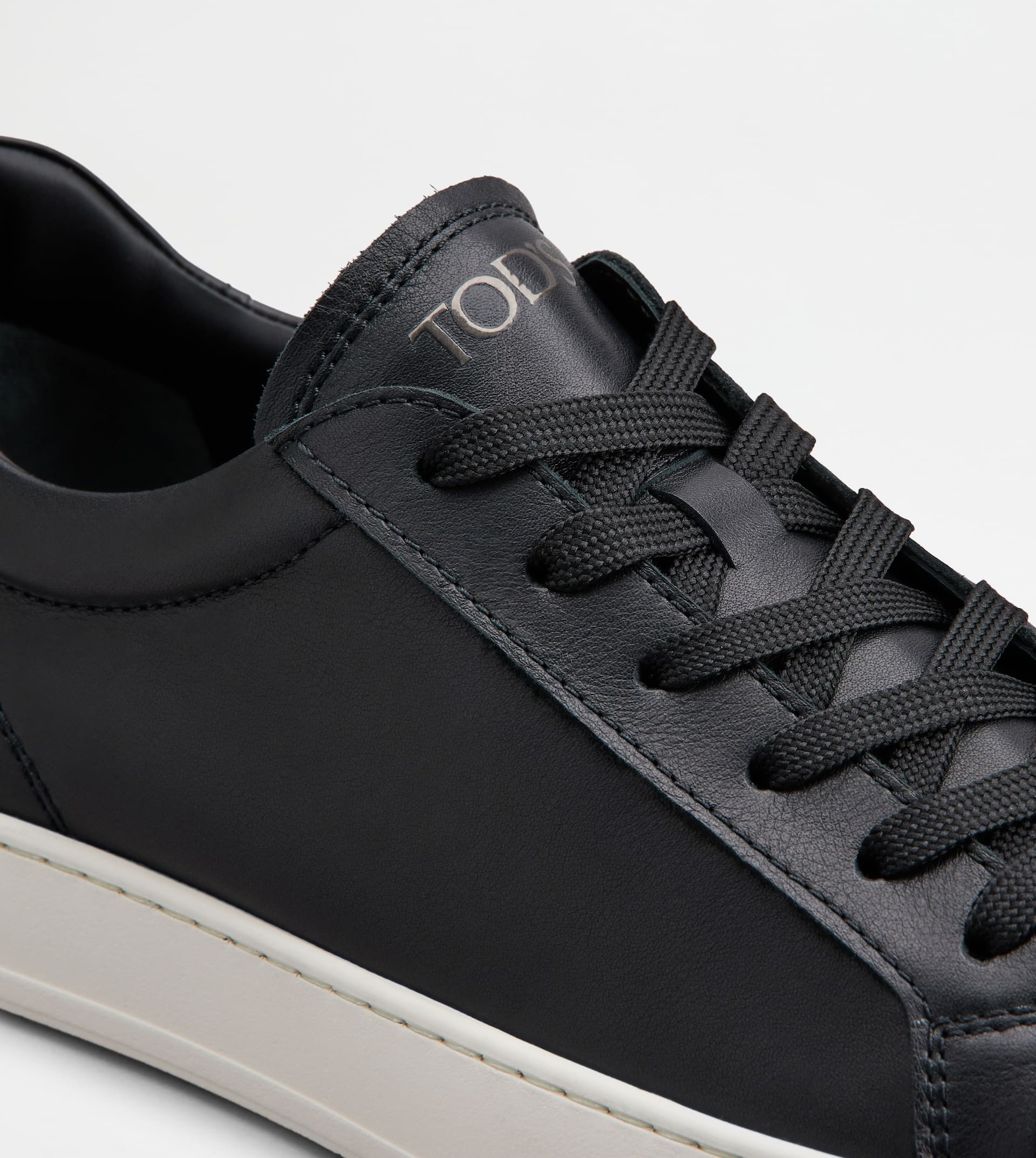 SNEAKERS IN LEATHER - BLACK - 5