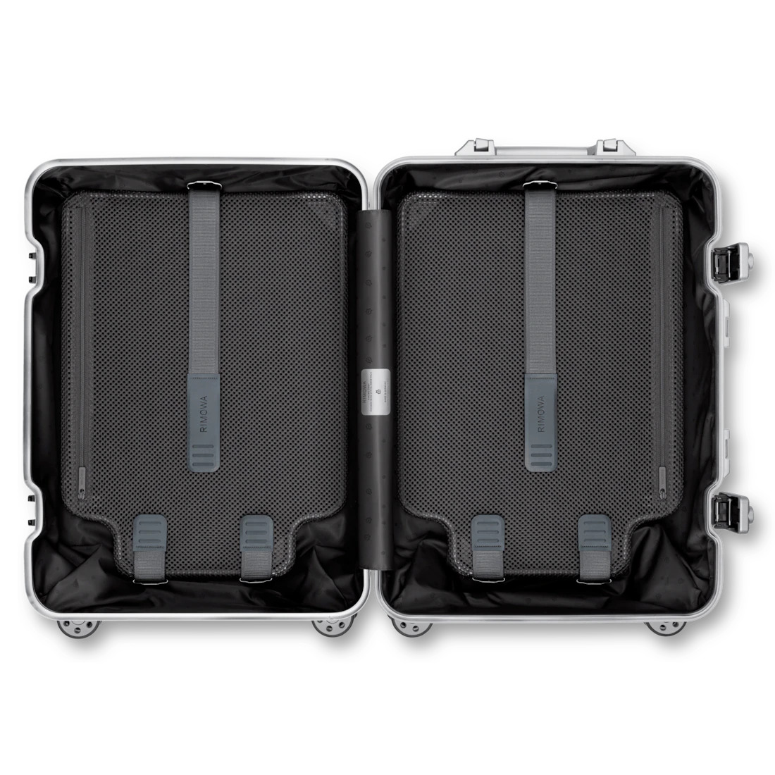 RIMOWA TangoLight 56L未使用 MANIFESTO - NO ONE HAS LOOKED AT YOUR LUGGAGE UNTIL NOW