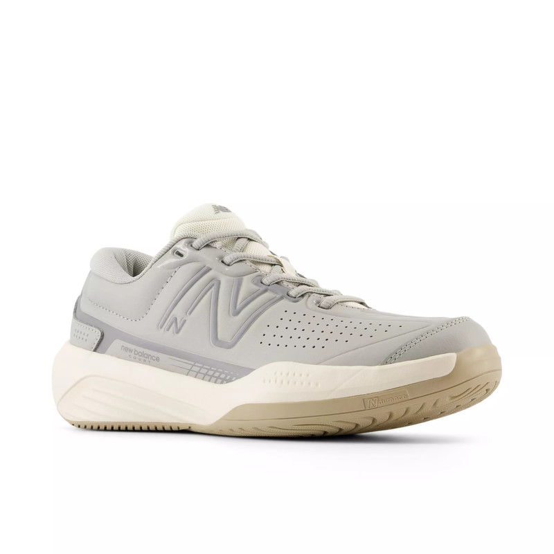 New Balance 696v5 outlook