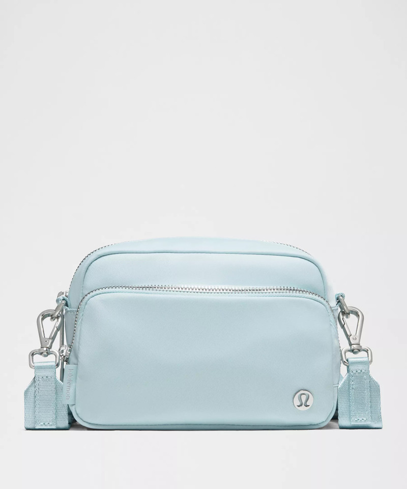 Everywhere Crossbody Bag 2L *Metal Hardware 1