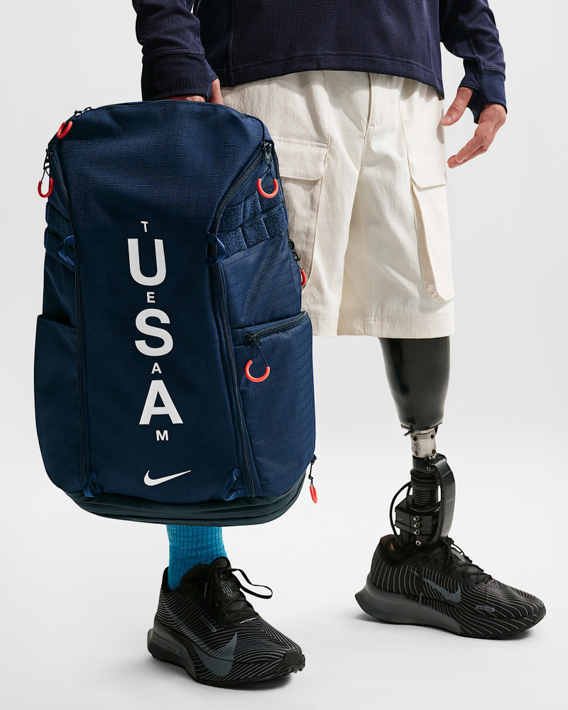 Nike Team USA Elite EasyOn Backpack (31L) 1