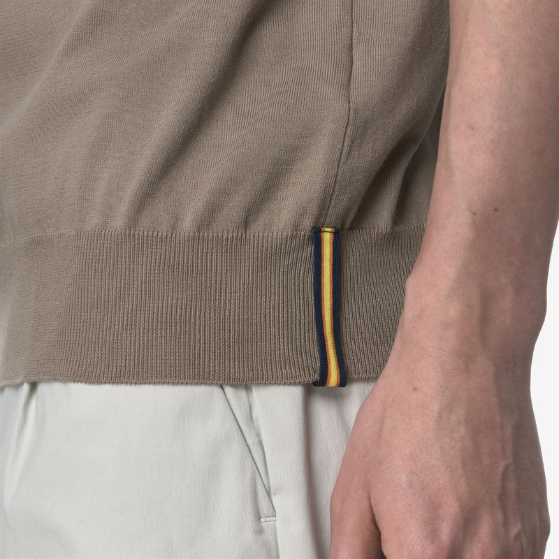 K-WAY PLEYNE outlook