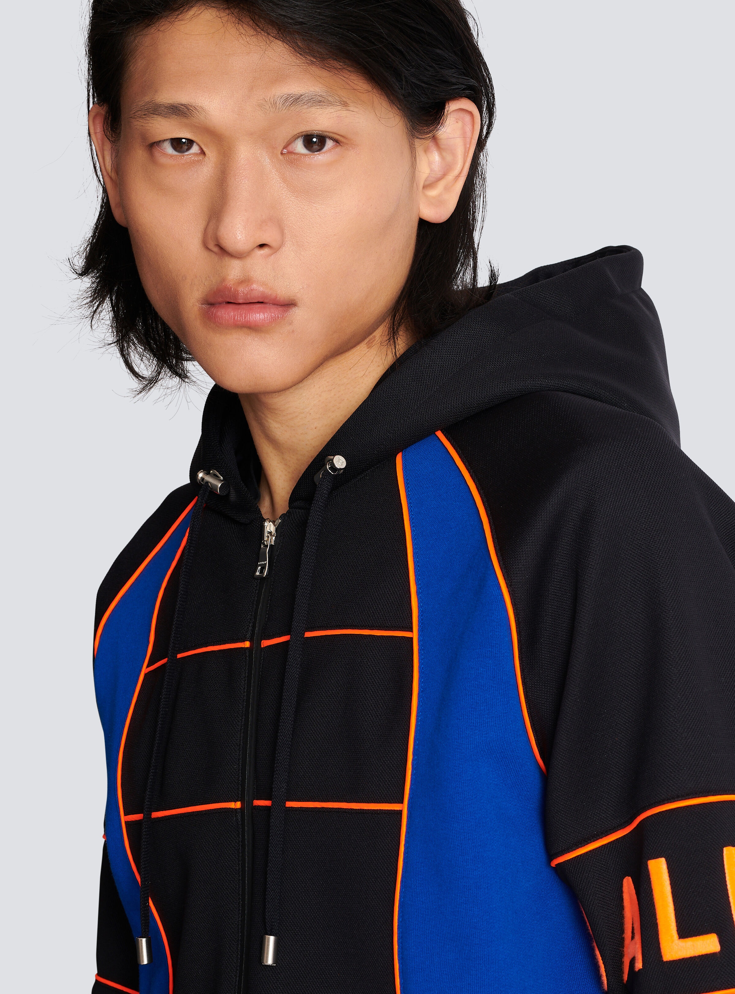 Hoodie with Balmain logo inserts - 7