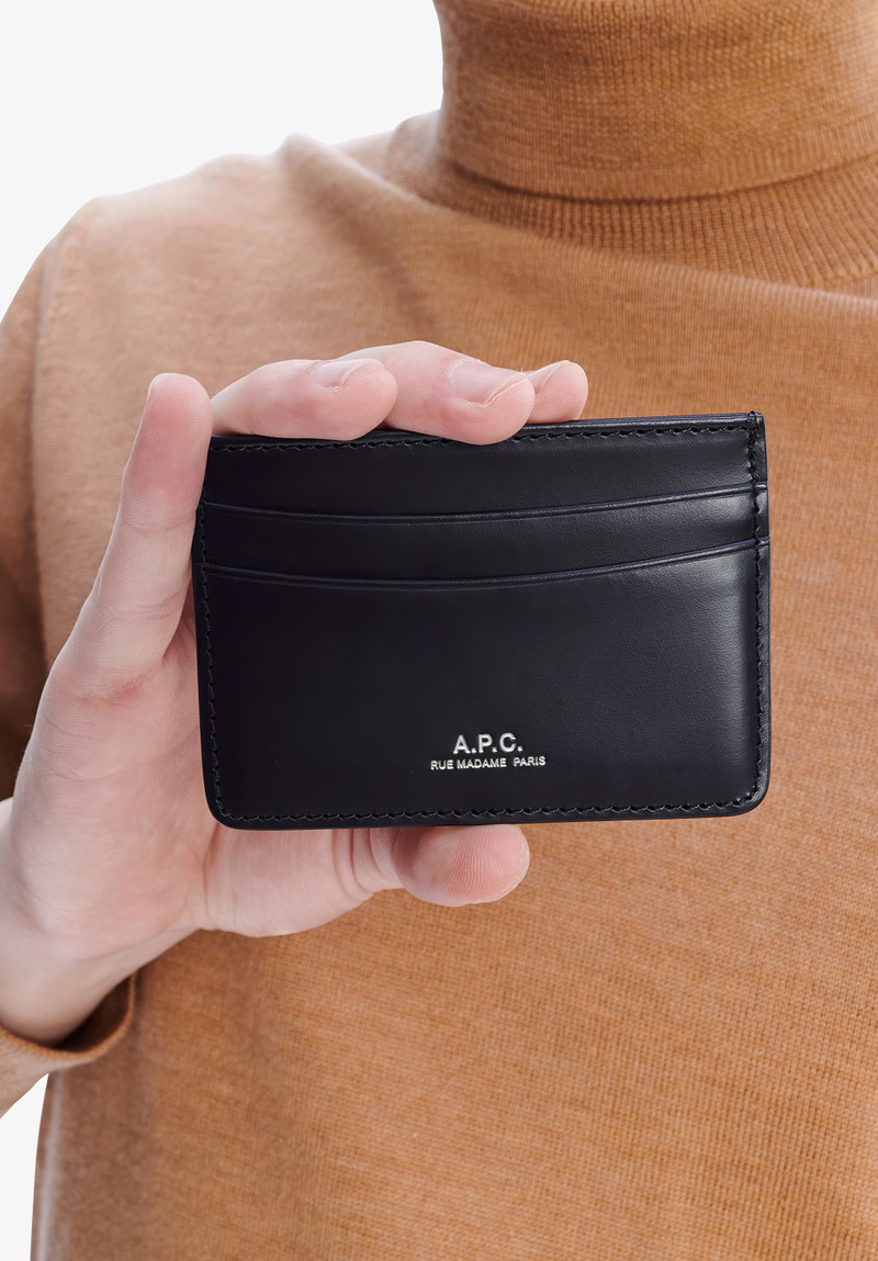 A.P.C. ANDRÉ CARDHOLDER outlook