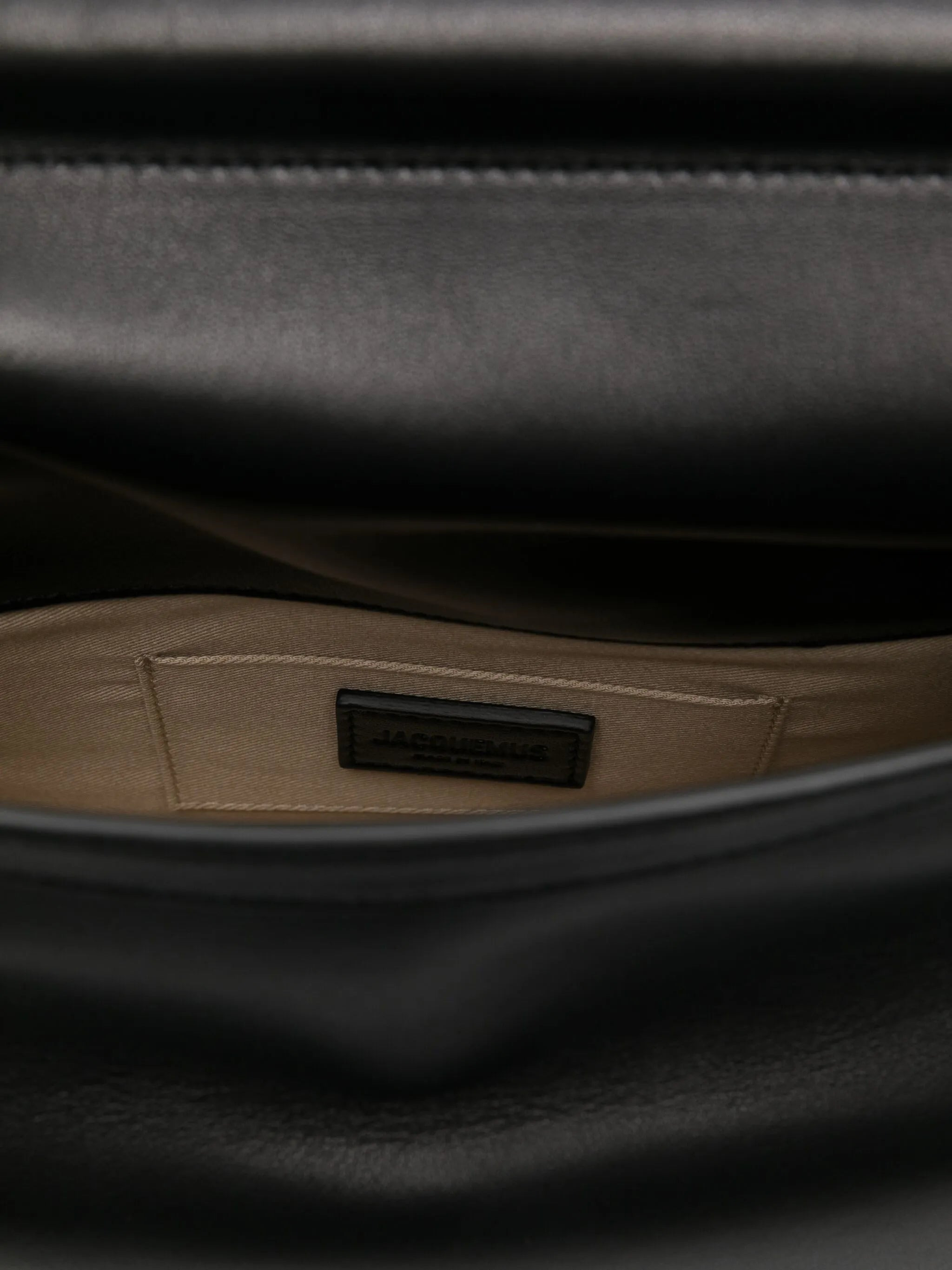 The Rond Carré clutch - 5