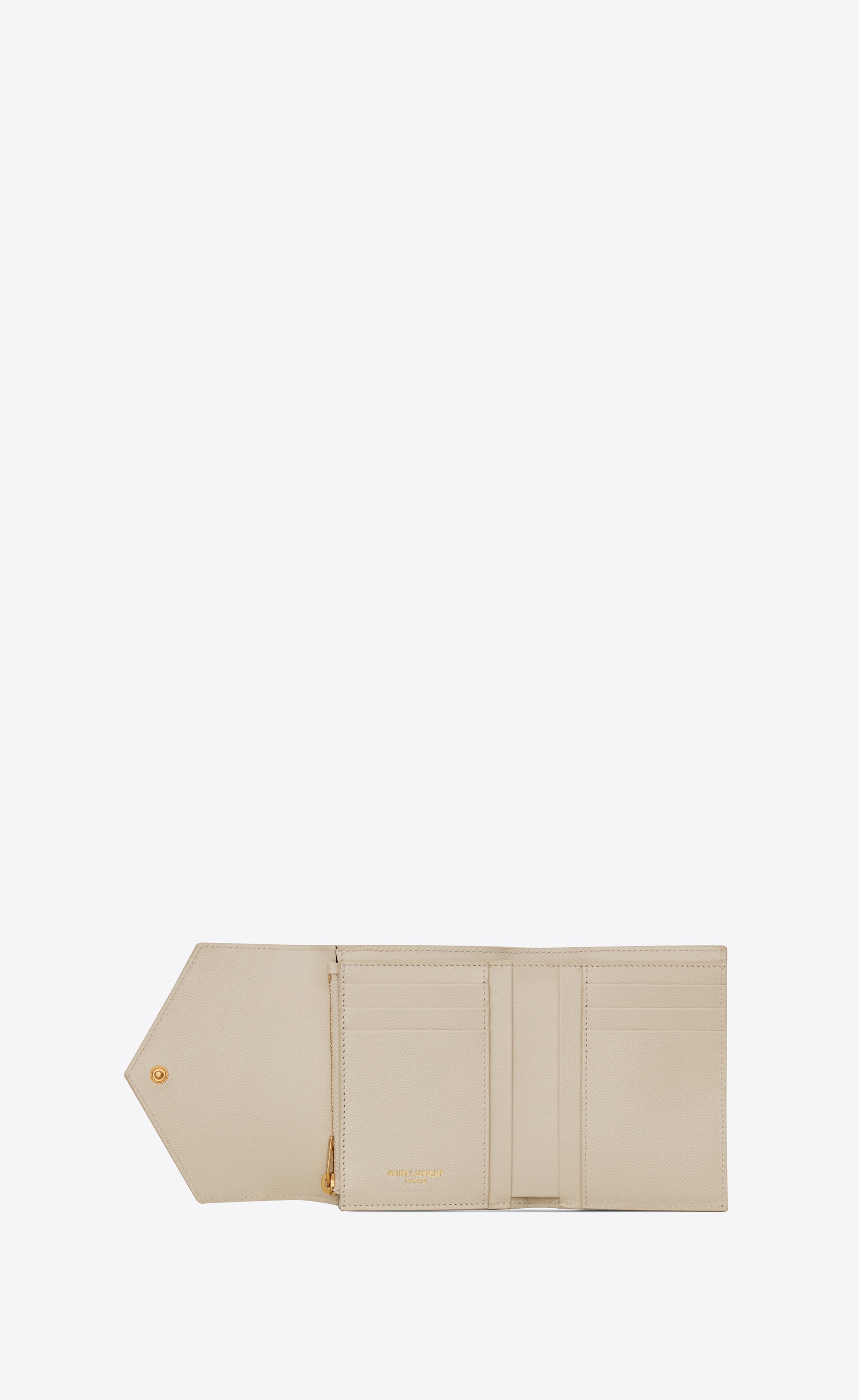 envelope compact tri fold wallet in mix matelassé grain de poudre embossed leather - 4