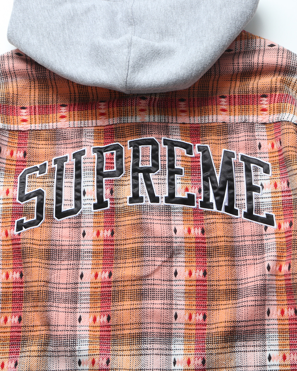 Supreme - 14