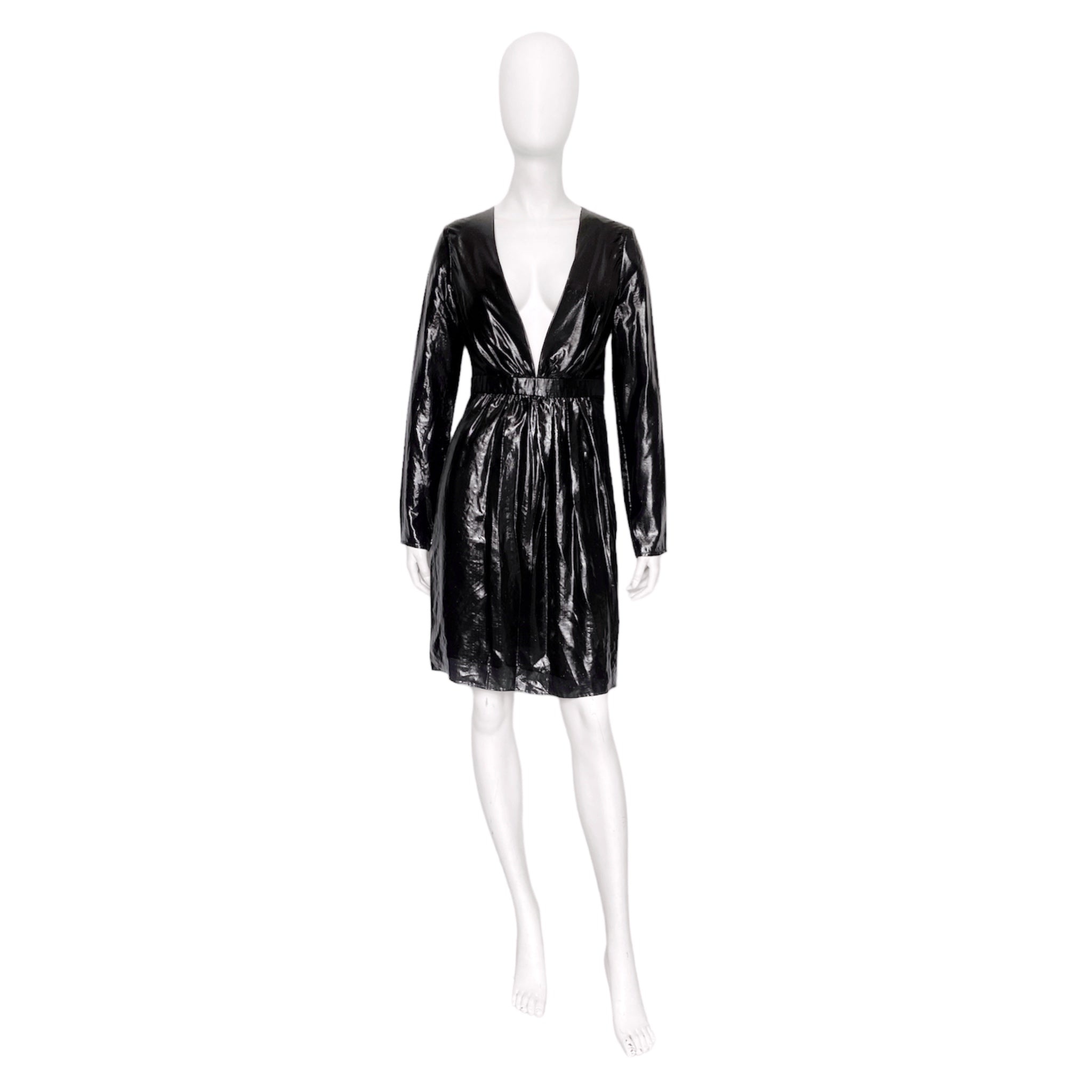 Gucci Fall 2000 Tom Ford Iconic Runway Plunging Neckline Black Silk Dress 40 - 3