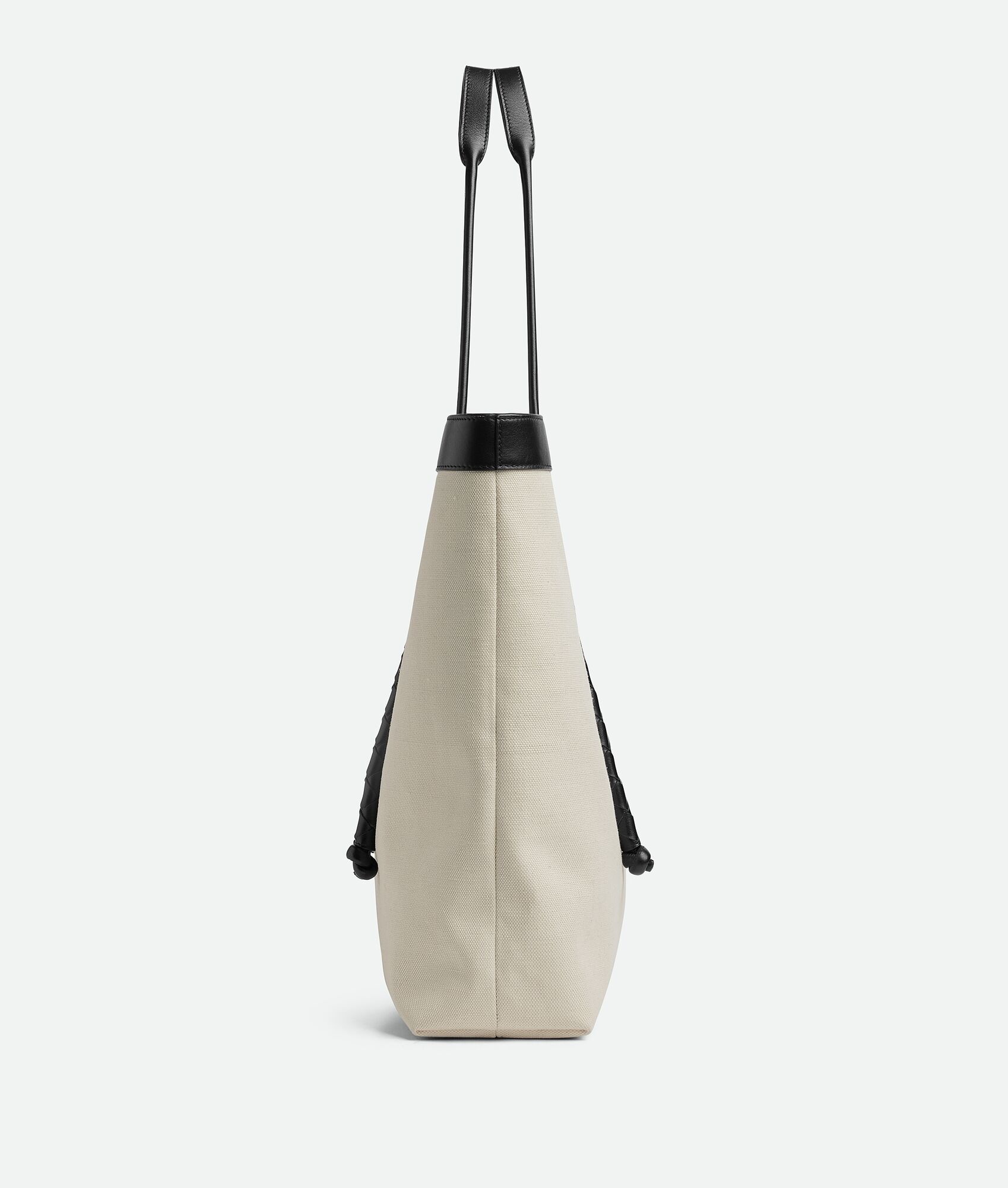 Bottega Veneta Medium Knot Hook Bucket Bag