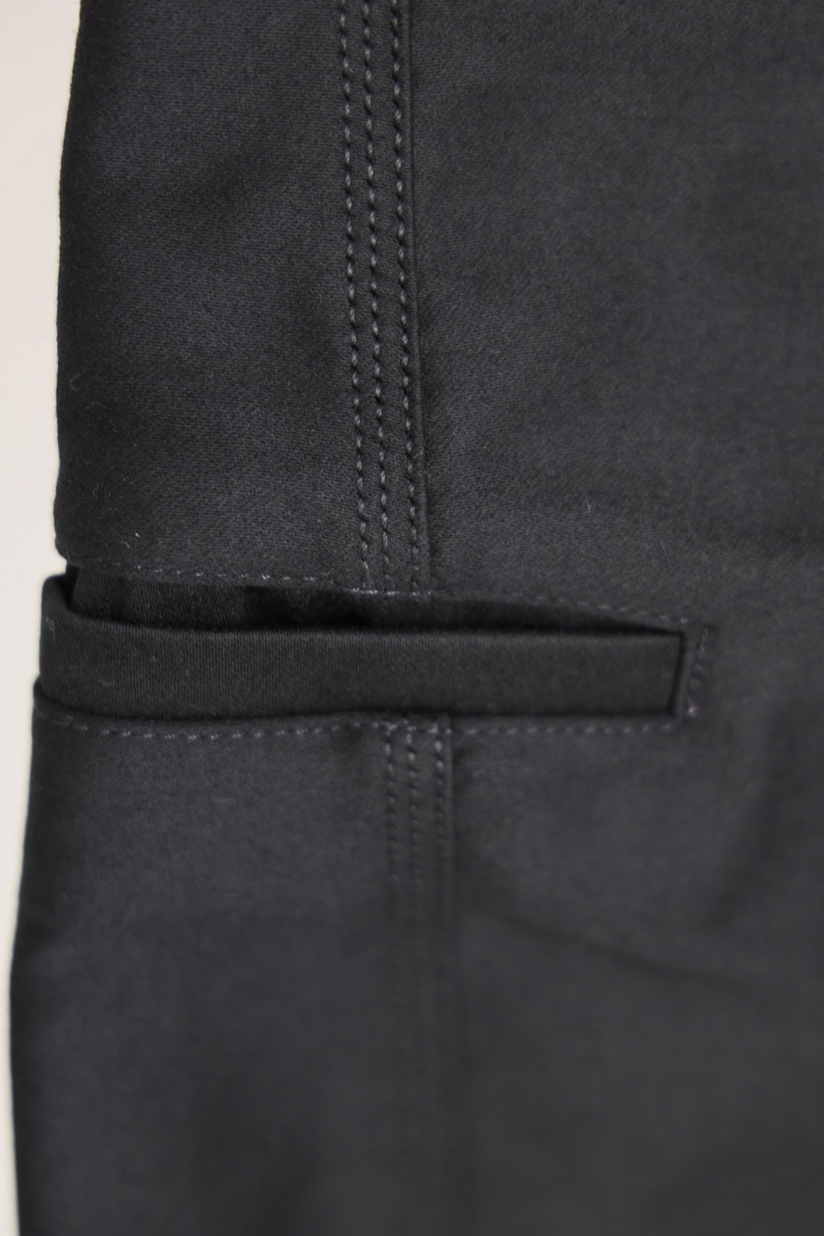 Twisted Workwear Pants - Black - 3