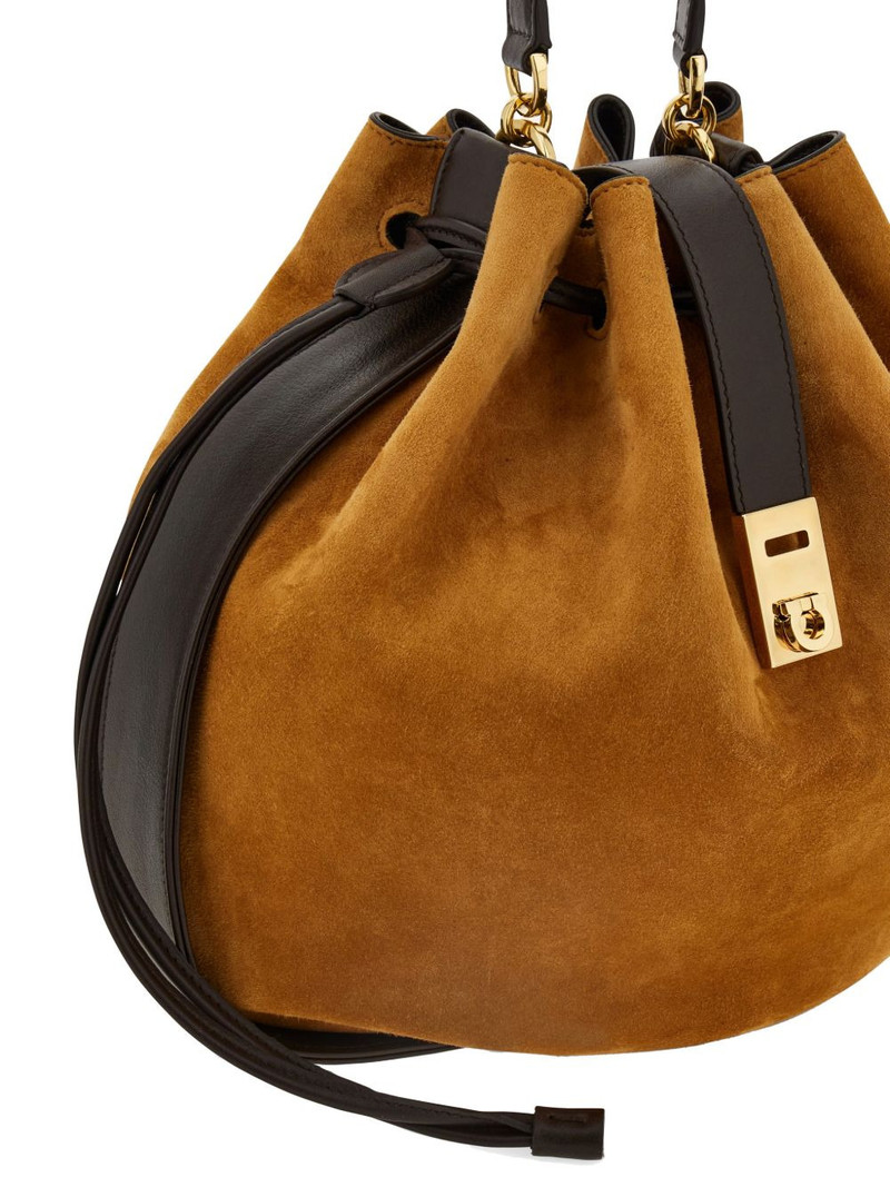 Hug bucket bag 7