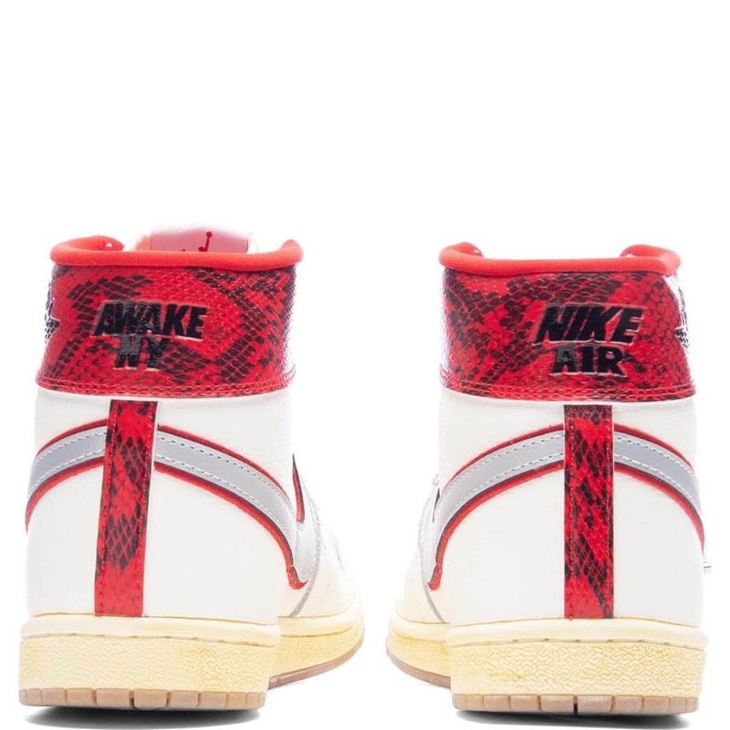 Jordan AWAKE NY X JORDAN AIR SHIP PE SP - SAIL/BLACK/UNIVERSITY RED outlook