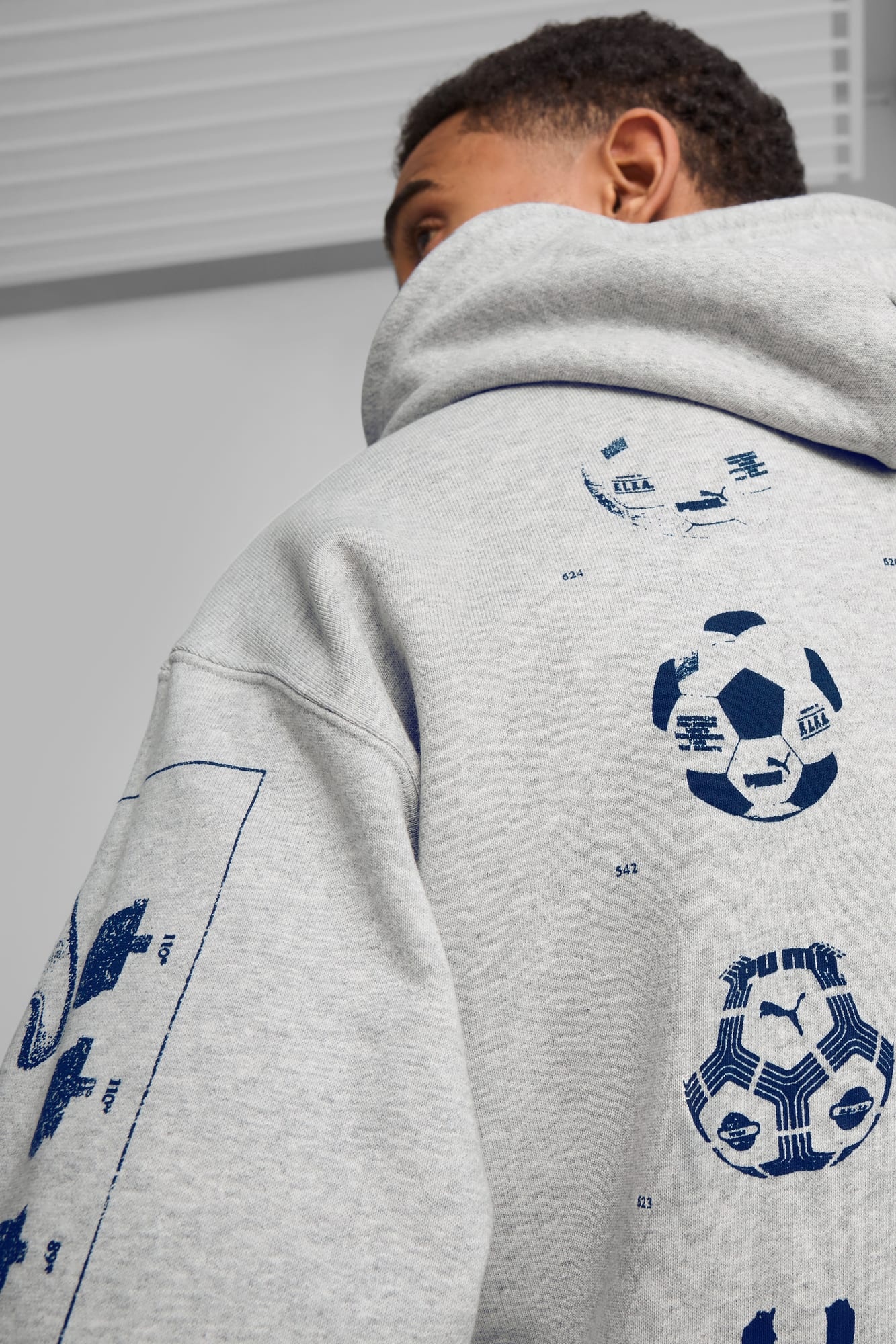 GRAPHICS Soccer Men's Hoodie - 4