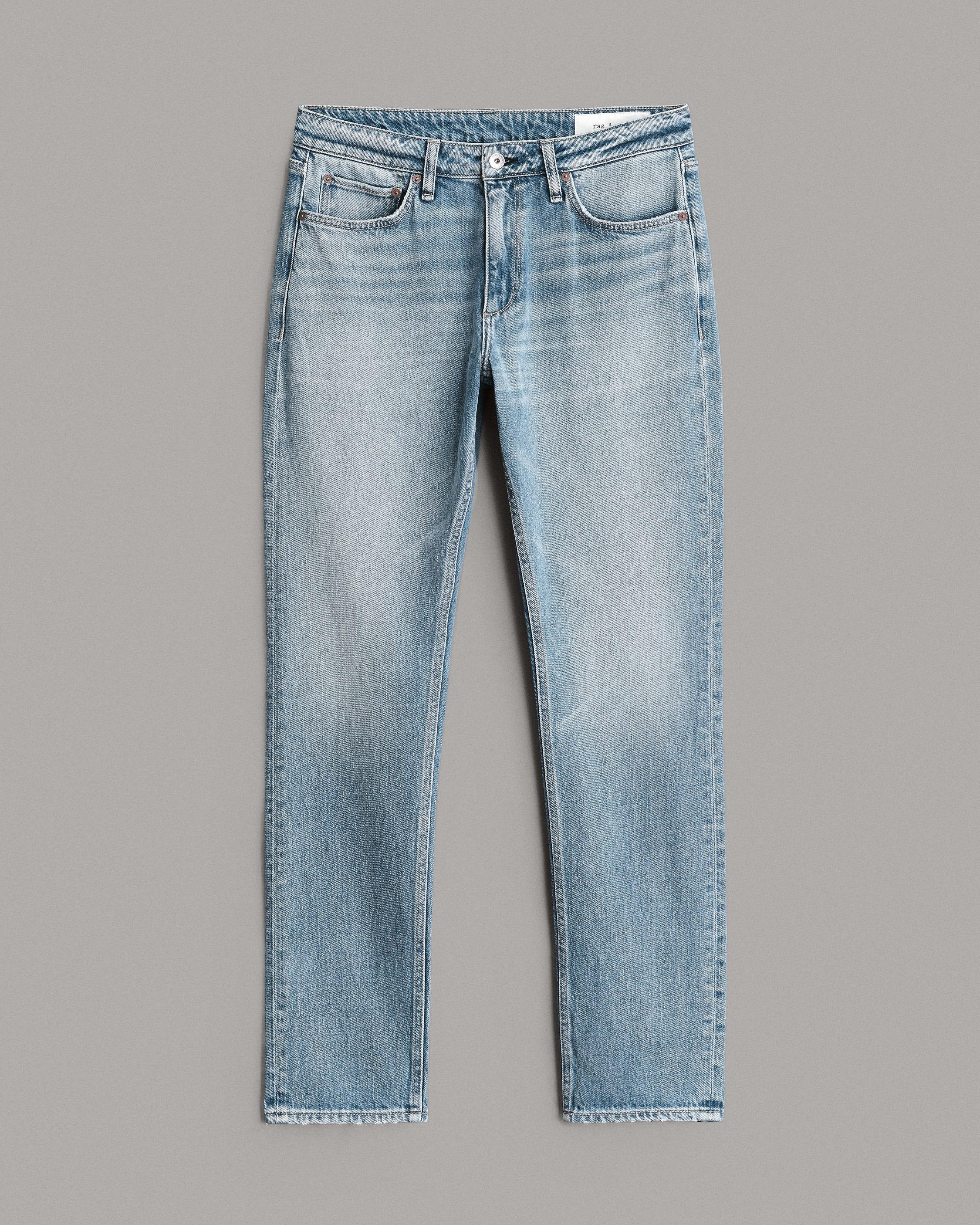 Fit 3 - Kenny
Athletic Fit Mid Indigo Authentic Stretch Jean - 2