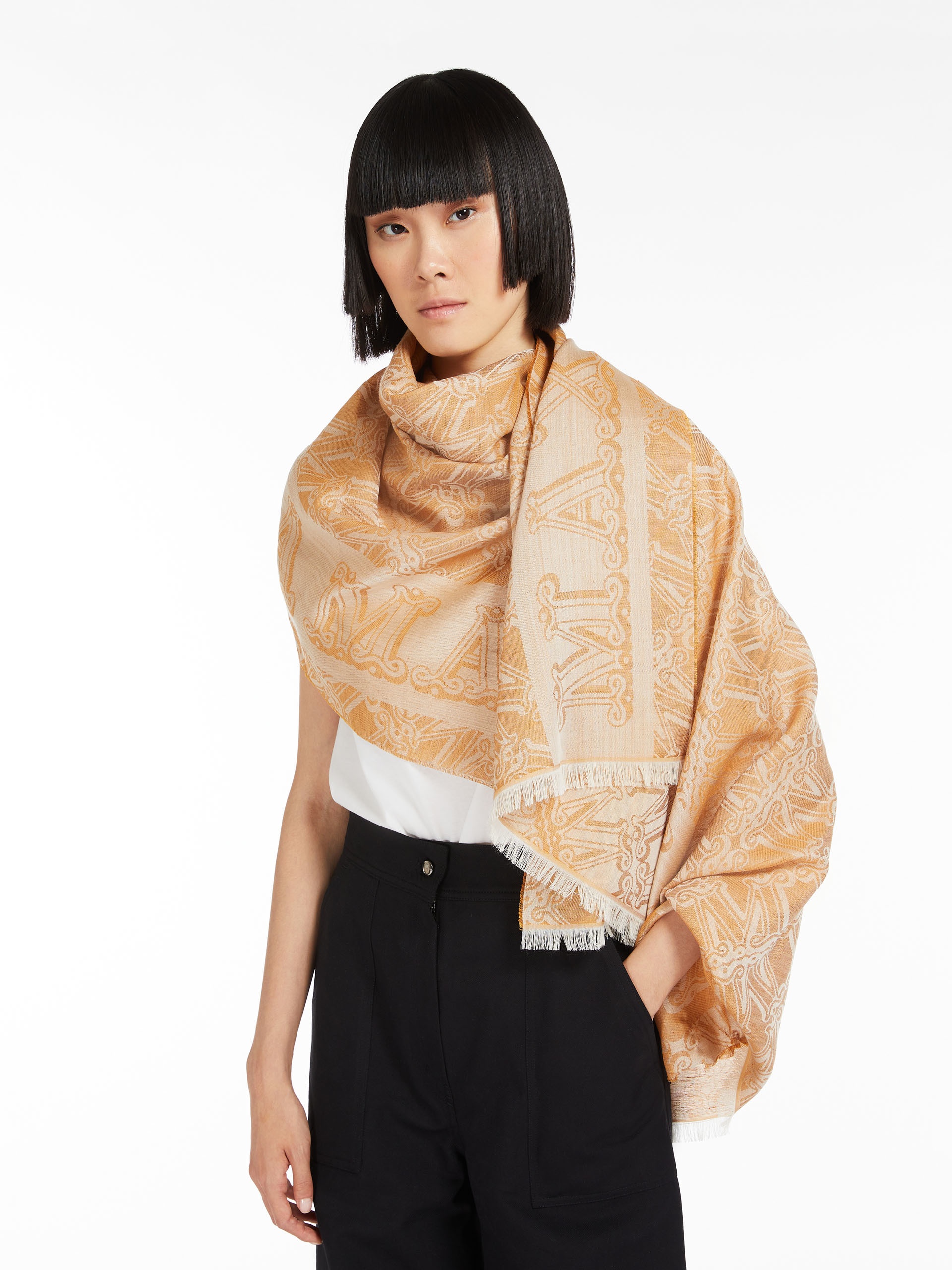 Jacquard-knit wool, silk and linen stole - 4