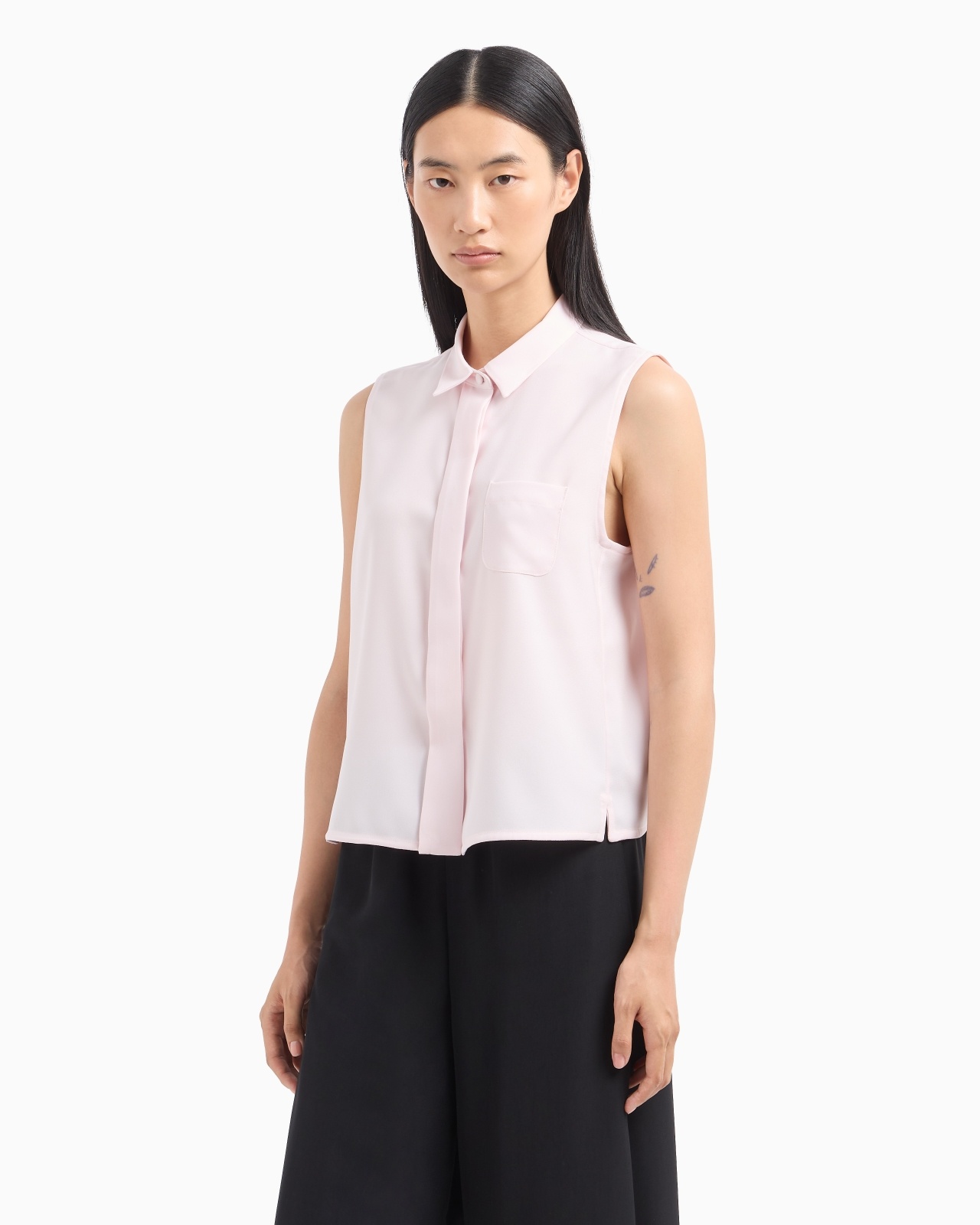 FLUID CRÊPE SLEEVELESS BLOUSE - 4