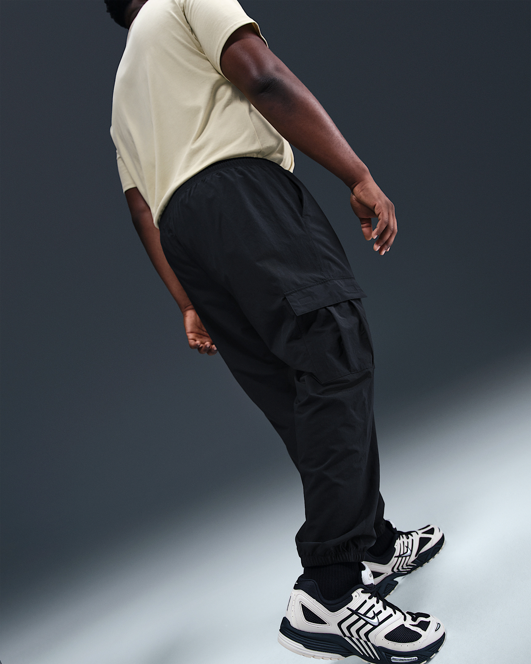 Nike Club Men's Woven Cargo Pants - 11