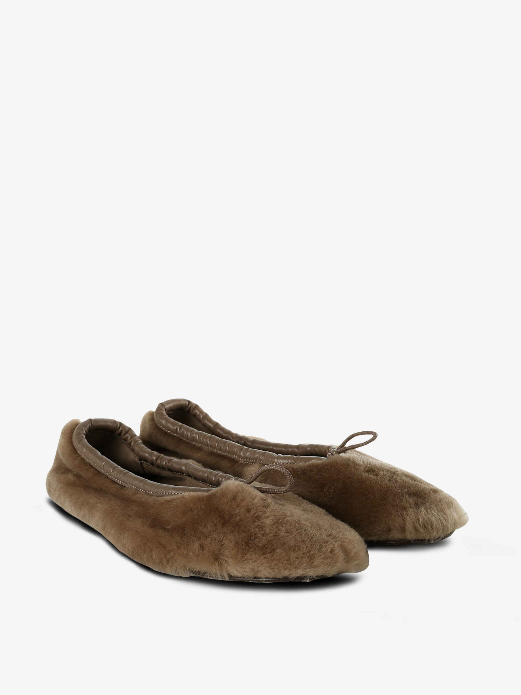 HEREU - Women Flat Pump Crafted In Shearling Lambskin - 2