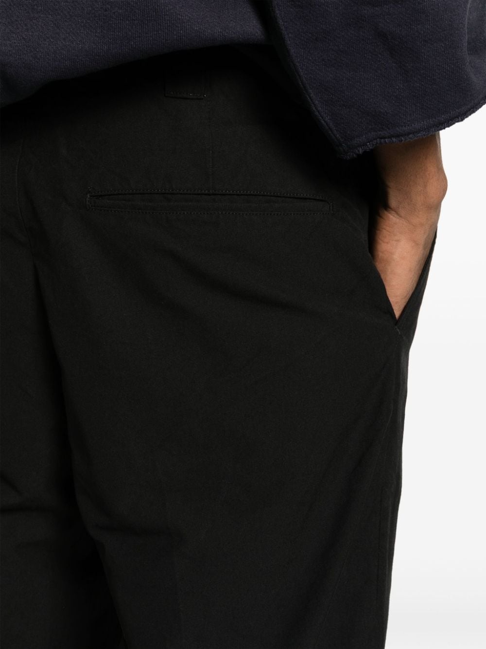 button-fastening cotton chinos - 5