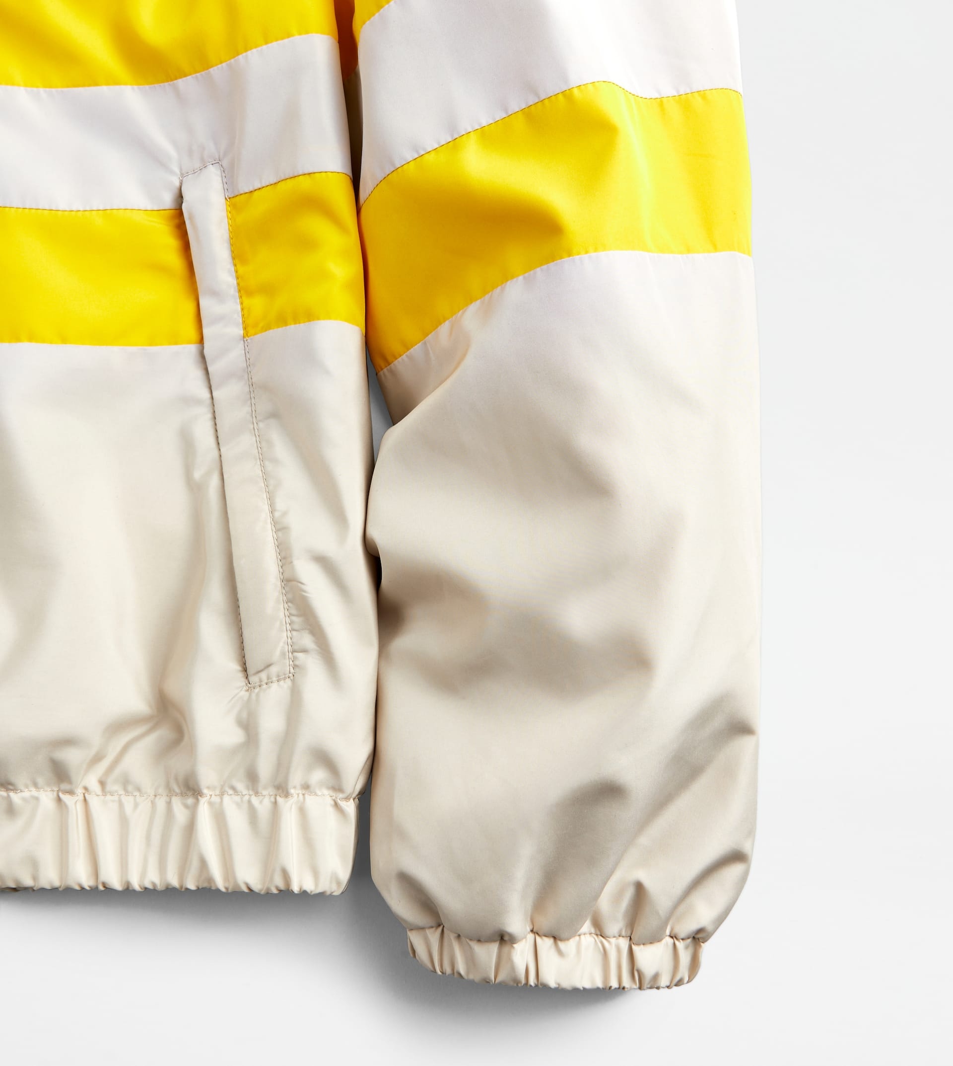 WINDBREAKER STRIPES - BEIGE - 10
