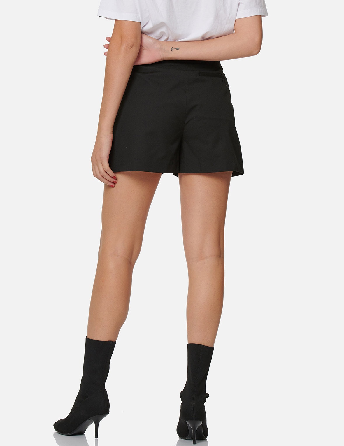 Partial Leather Buckle Belt Shorts - 8