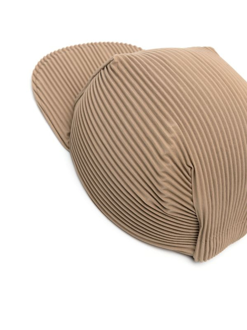 ISSEY MIYAKE SS24 PLEATS CAP - LIGHT MOCHA BROWN outlook