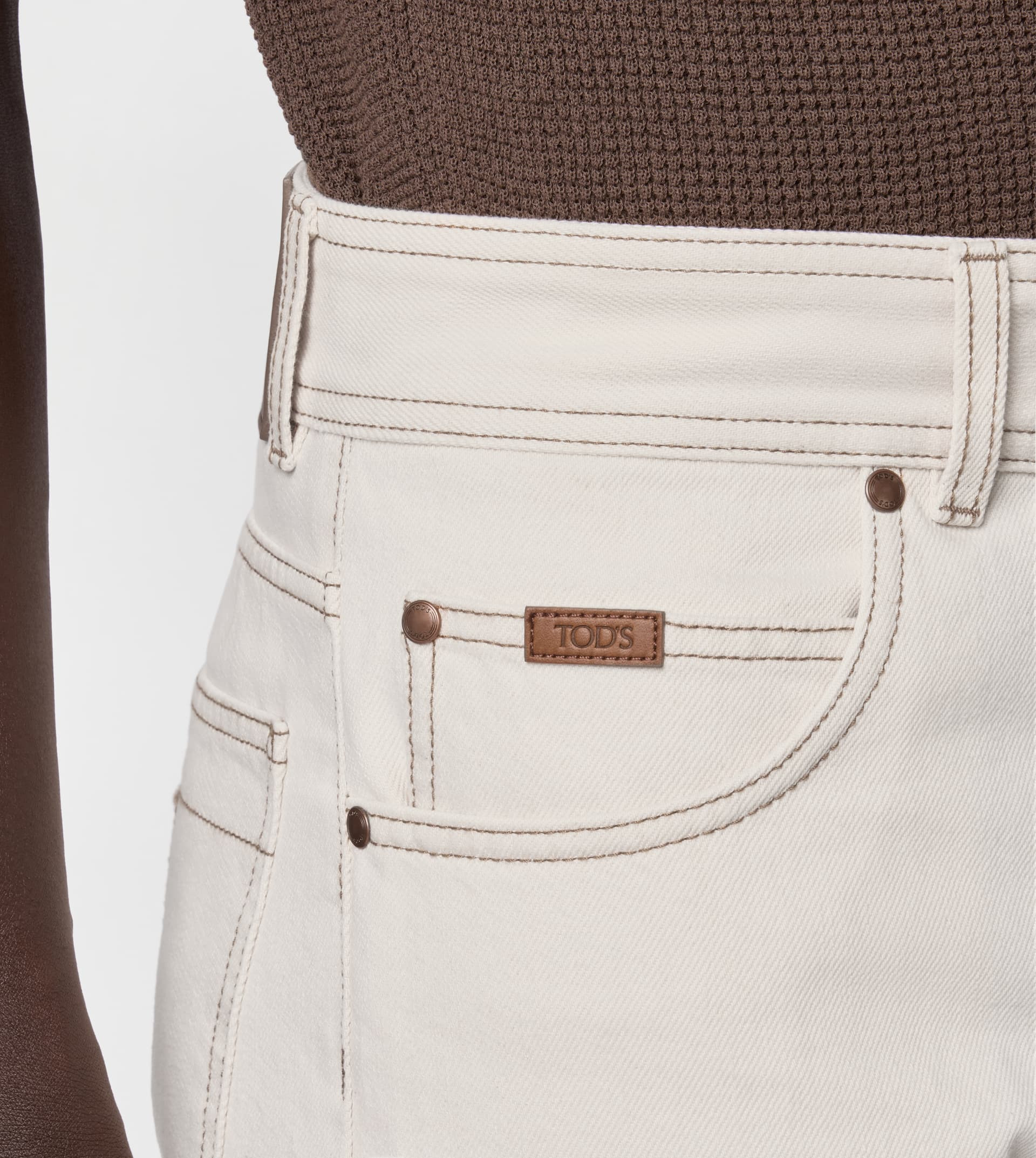 RELAXED FIT 5 POCKET JEANS - BEIGE - 7