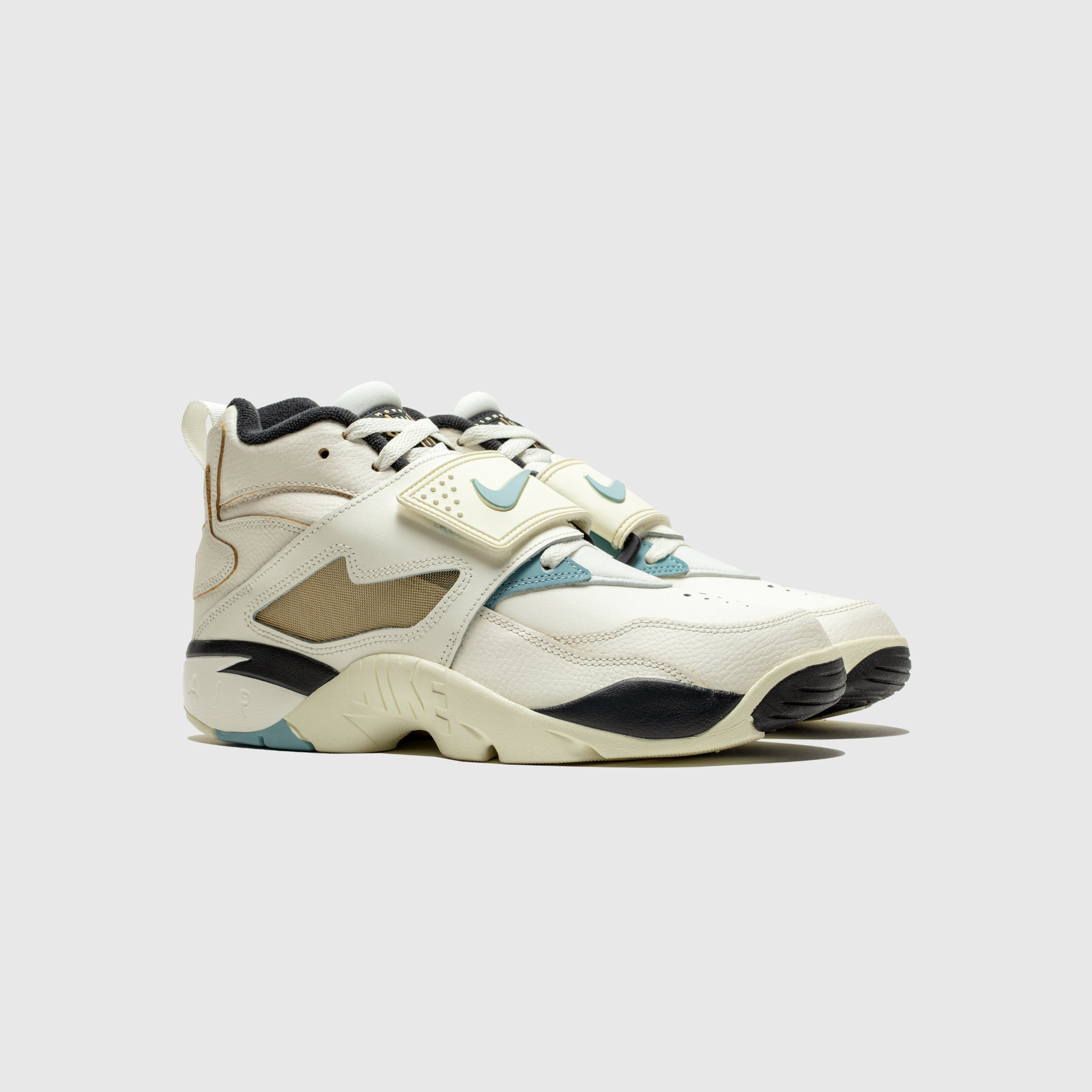 AIR DIAMOND TURF "MUST BE THE MONEY" - 2