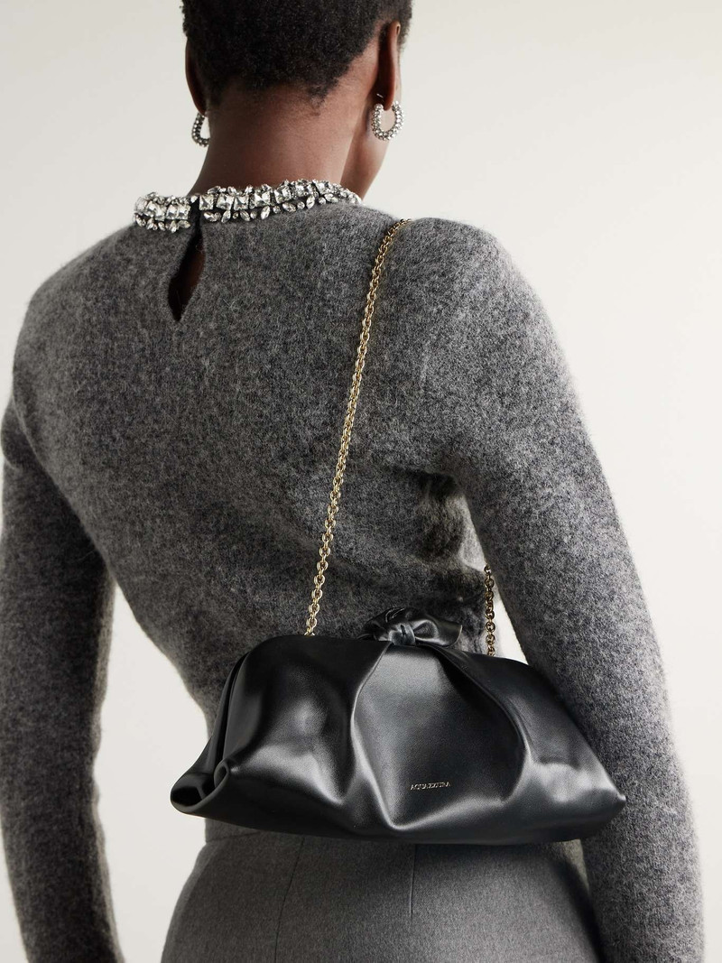 AQUAZZURA Bow-detailed leather clutch Black outlook