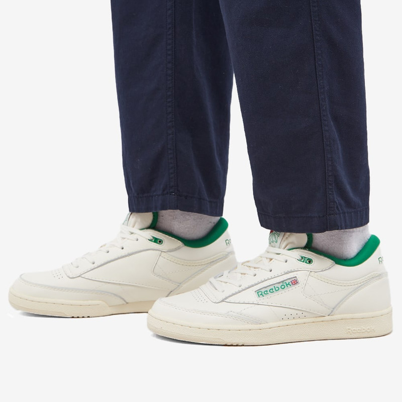 Reebok Reebok Club C Mid 2 outlook