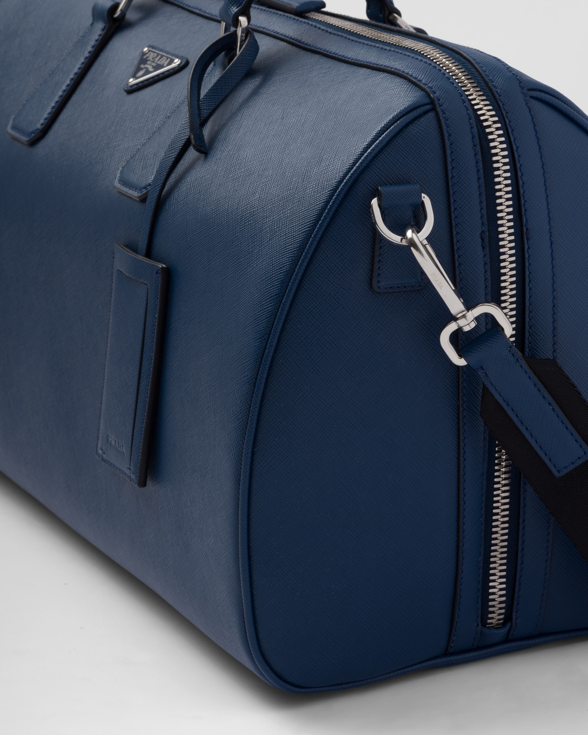 Saffiano leather travel bag - 6