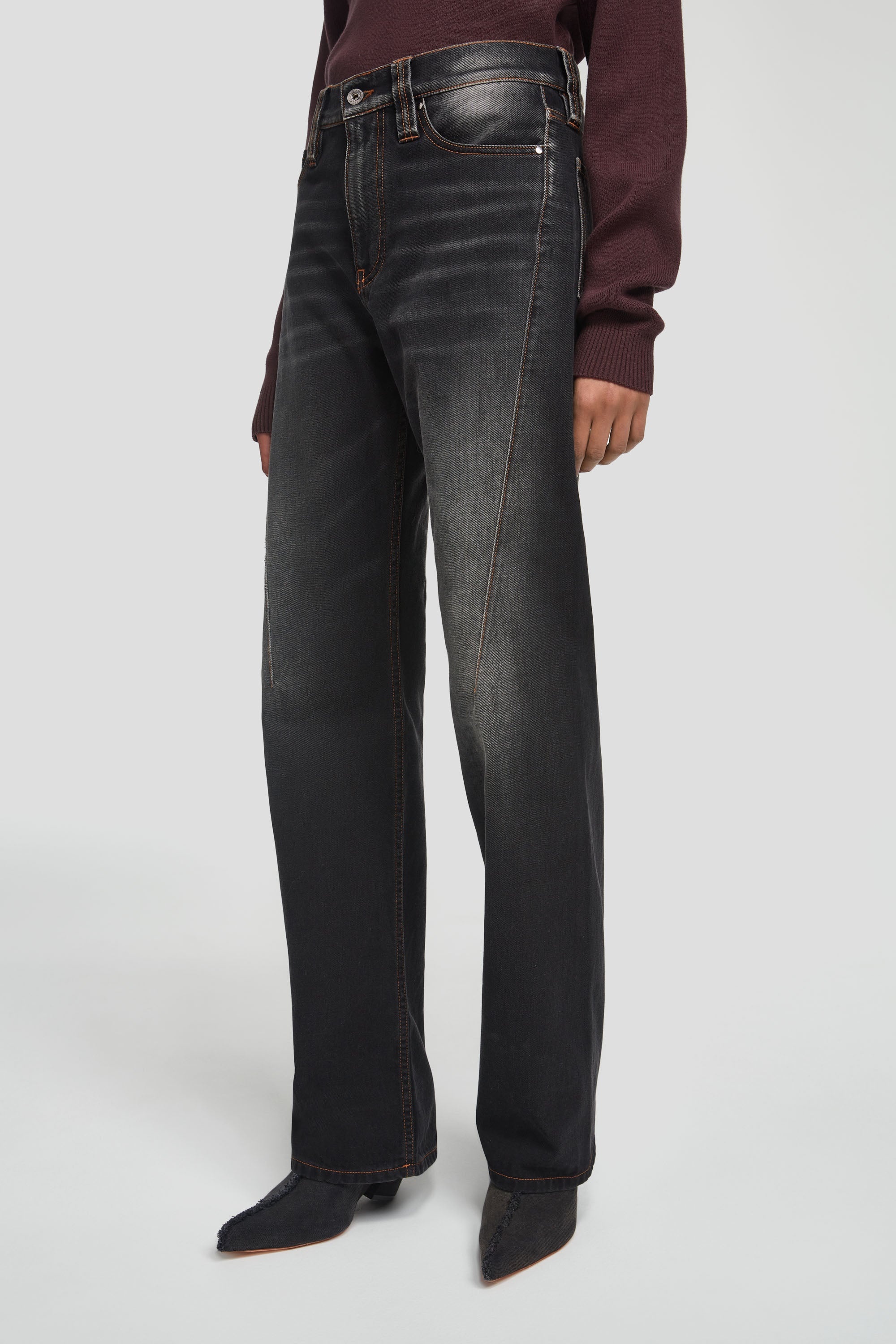 Fitted Paris' Best Jeans - 4