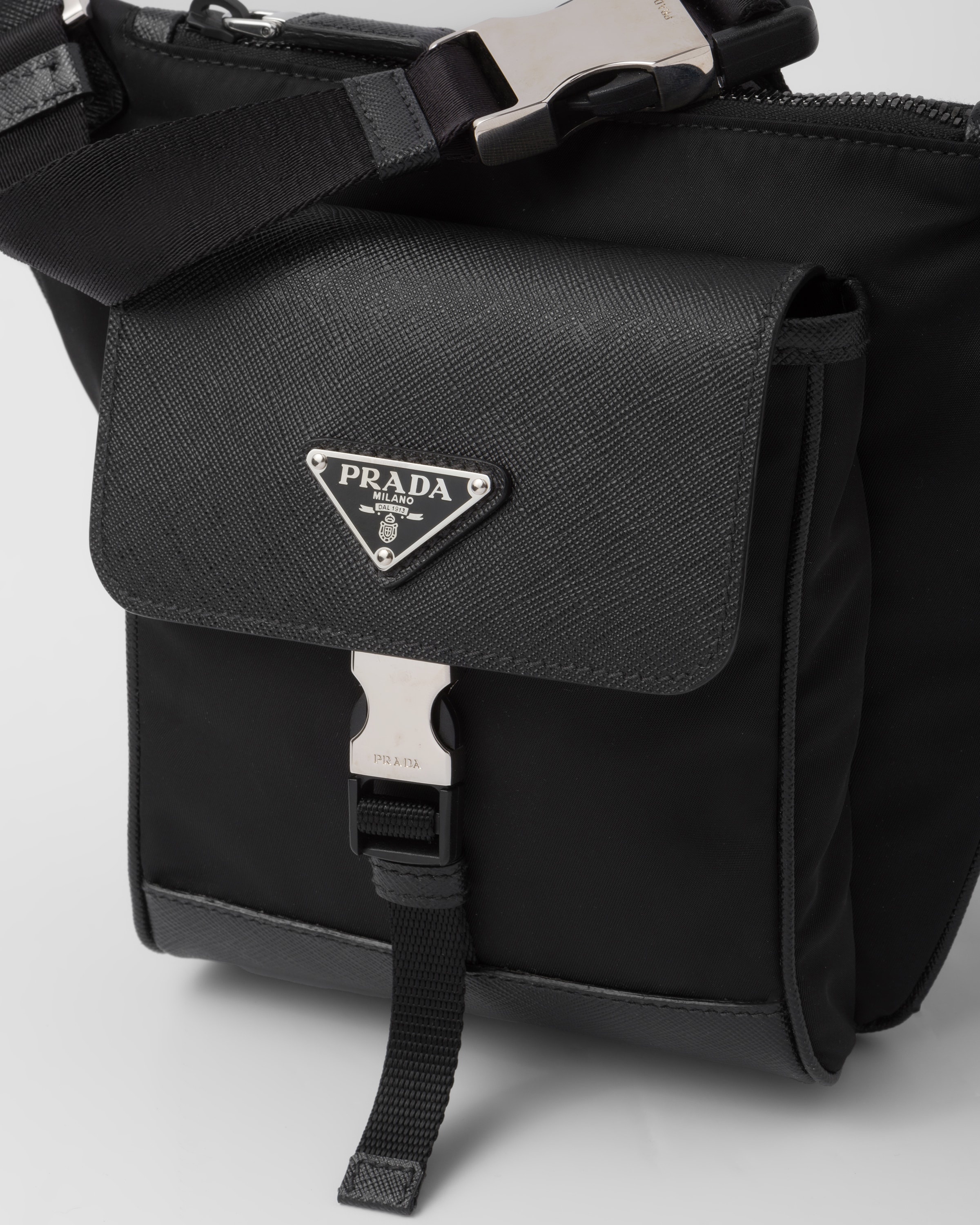 Re-Nylon and Saffiano leather shoulder bag - 6