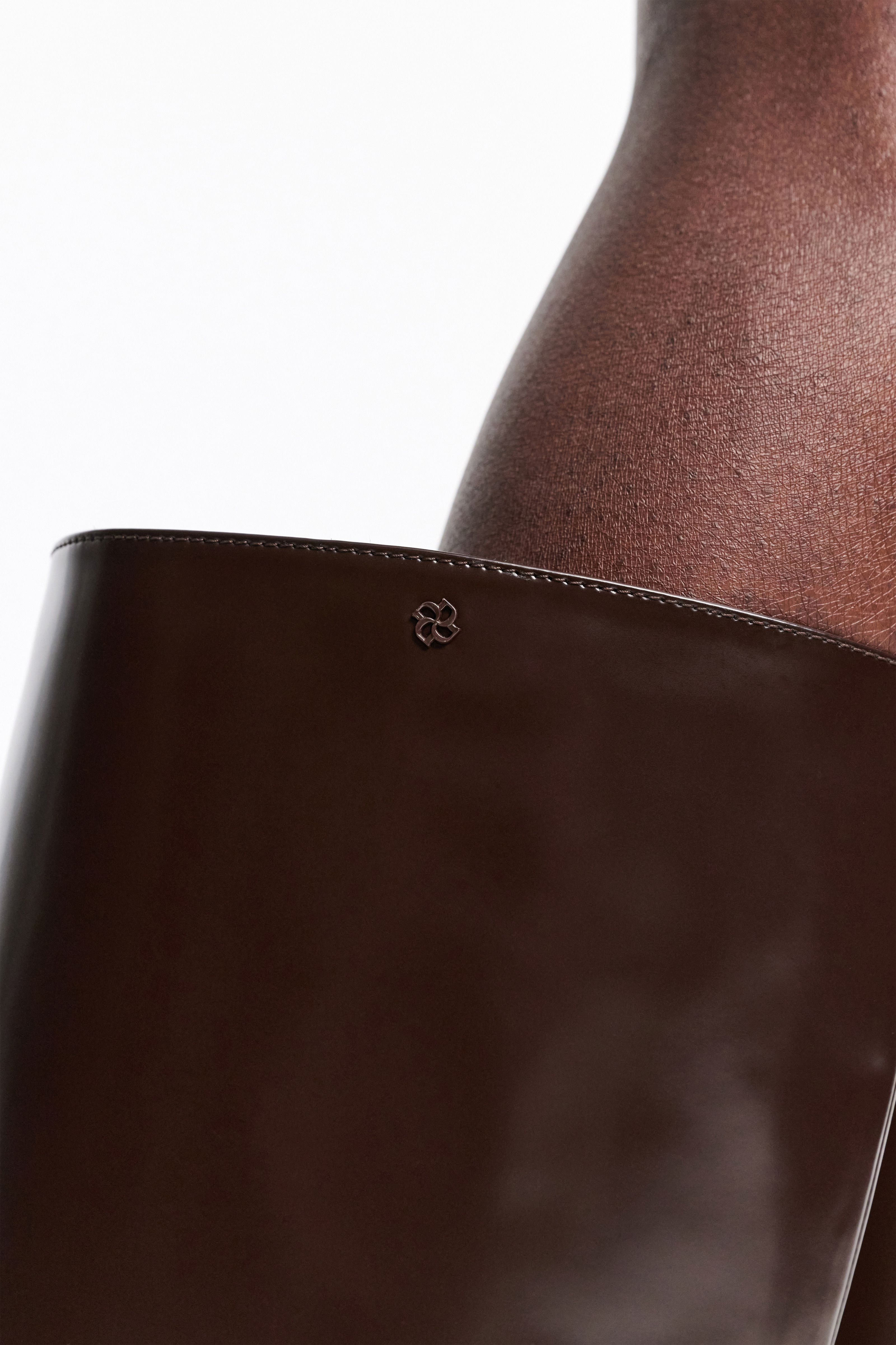 SUBTLE SHINE Riding Boot - 6