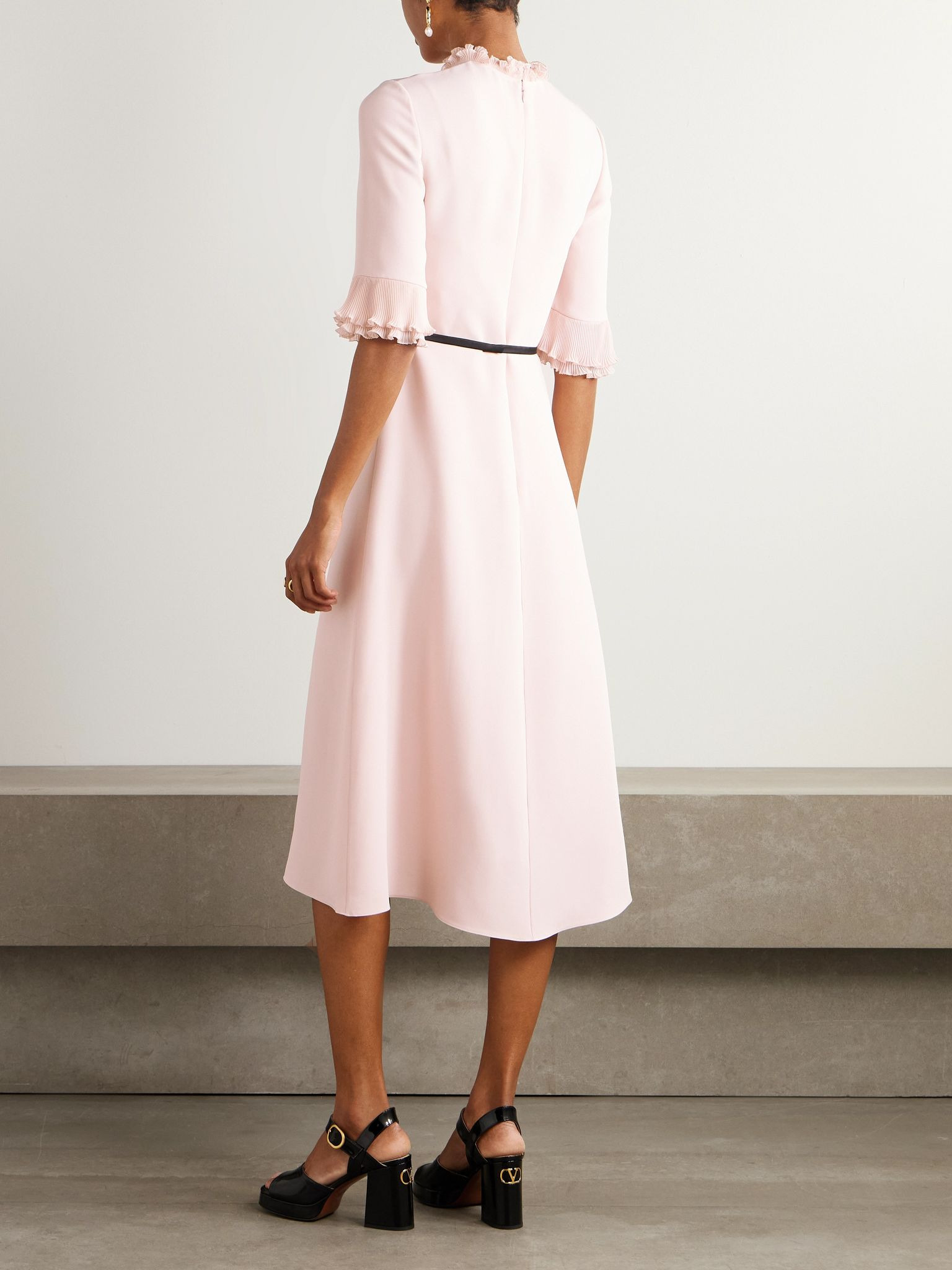 Belted plissé chiffon-trimmed crepe midi dress Pink - 3