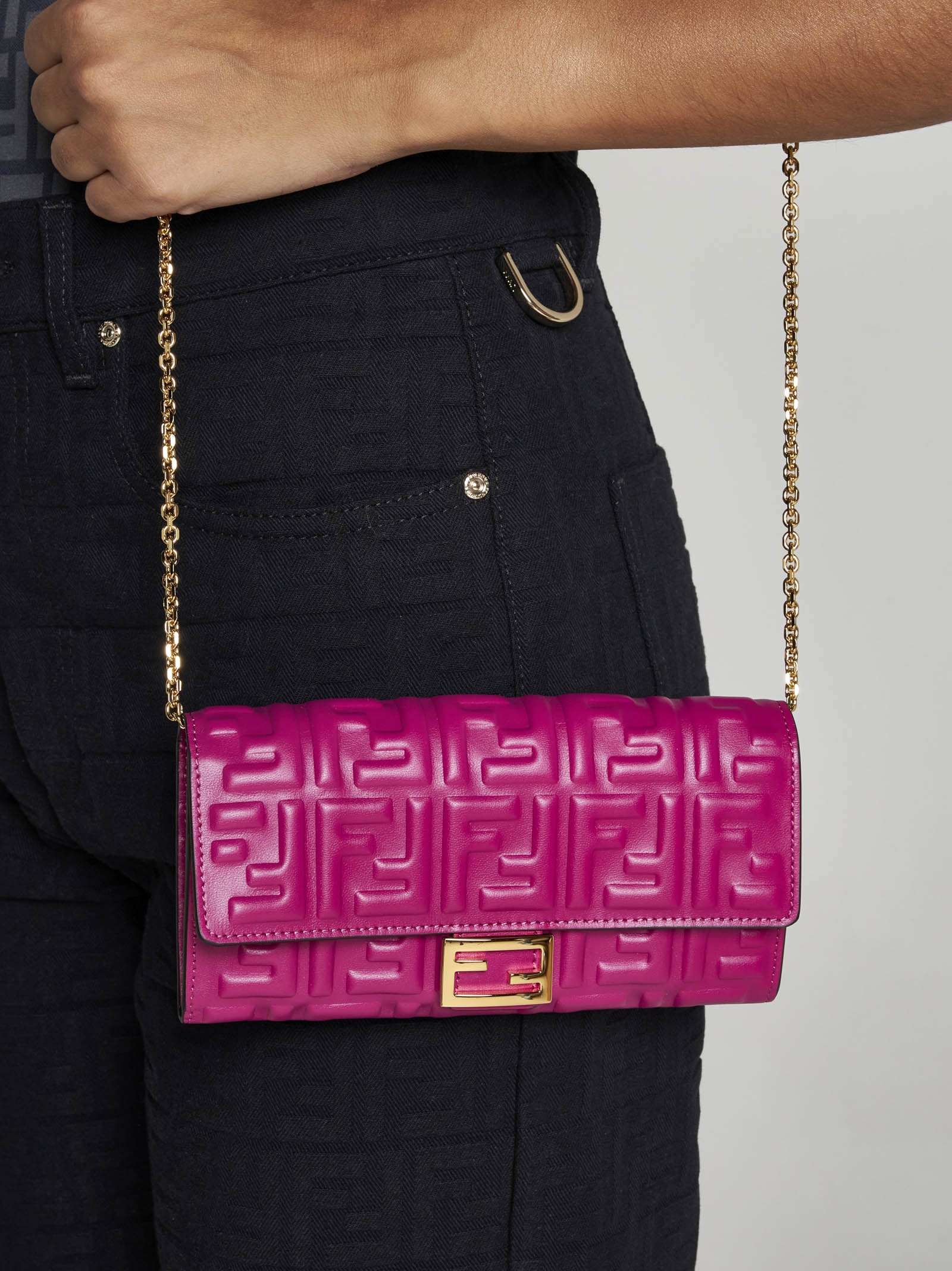 Baguette Continental Wallet With Chain - Pink FF nappa leather wallet