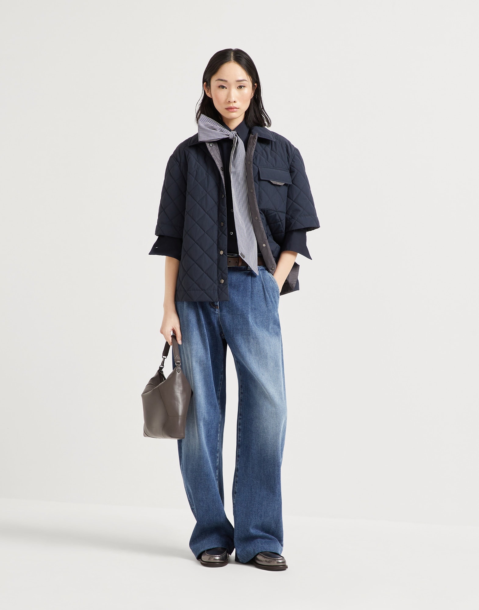 Water-resistant techno cotton short sleeve outerwear jacket with Thermore® padding and shiny flap de - 5