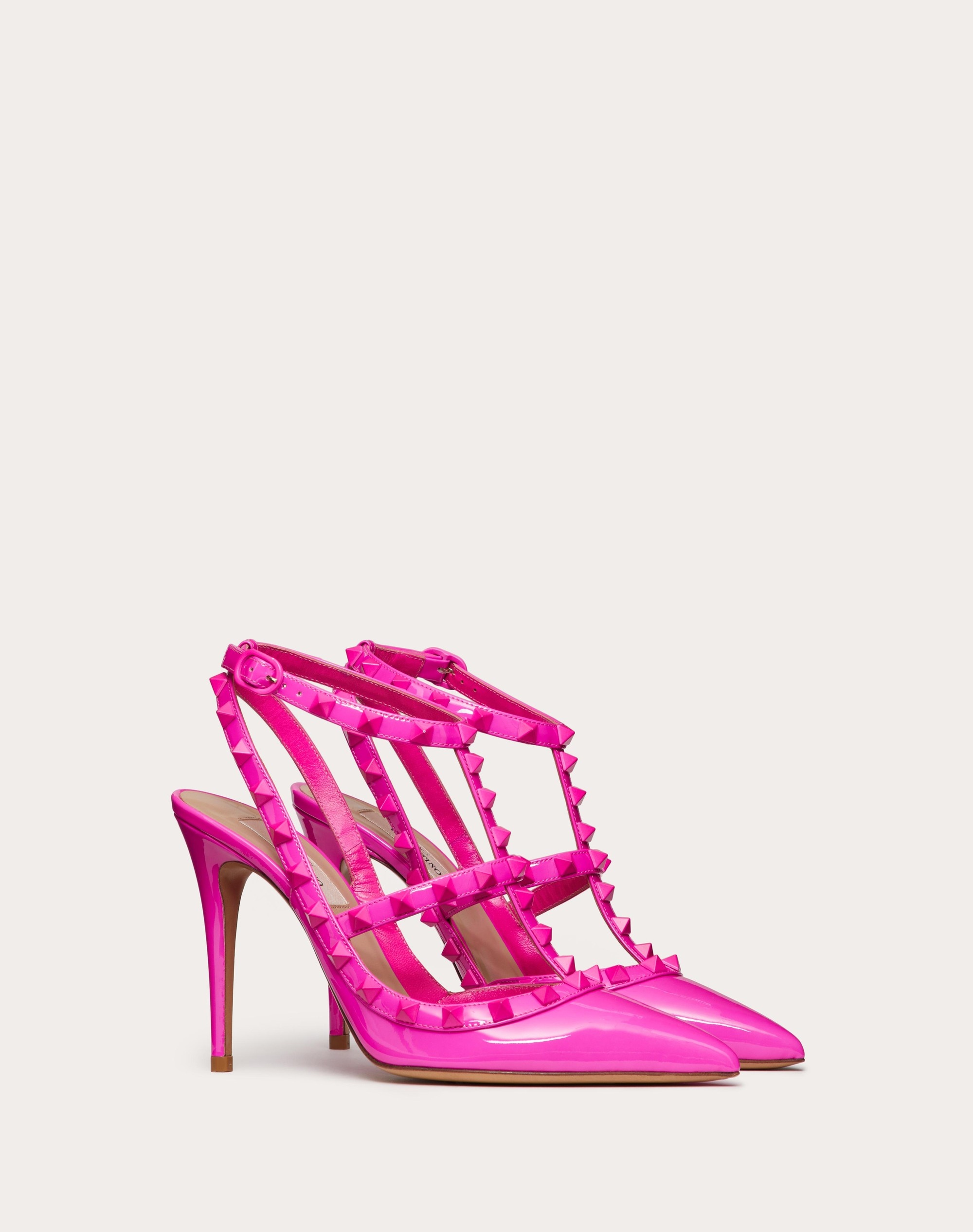 ROCKSTUD ANKLE STRAP PATENT-LEATHER PUMP WITH TONAL STUDS 100 MM - 2