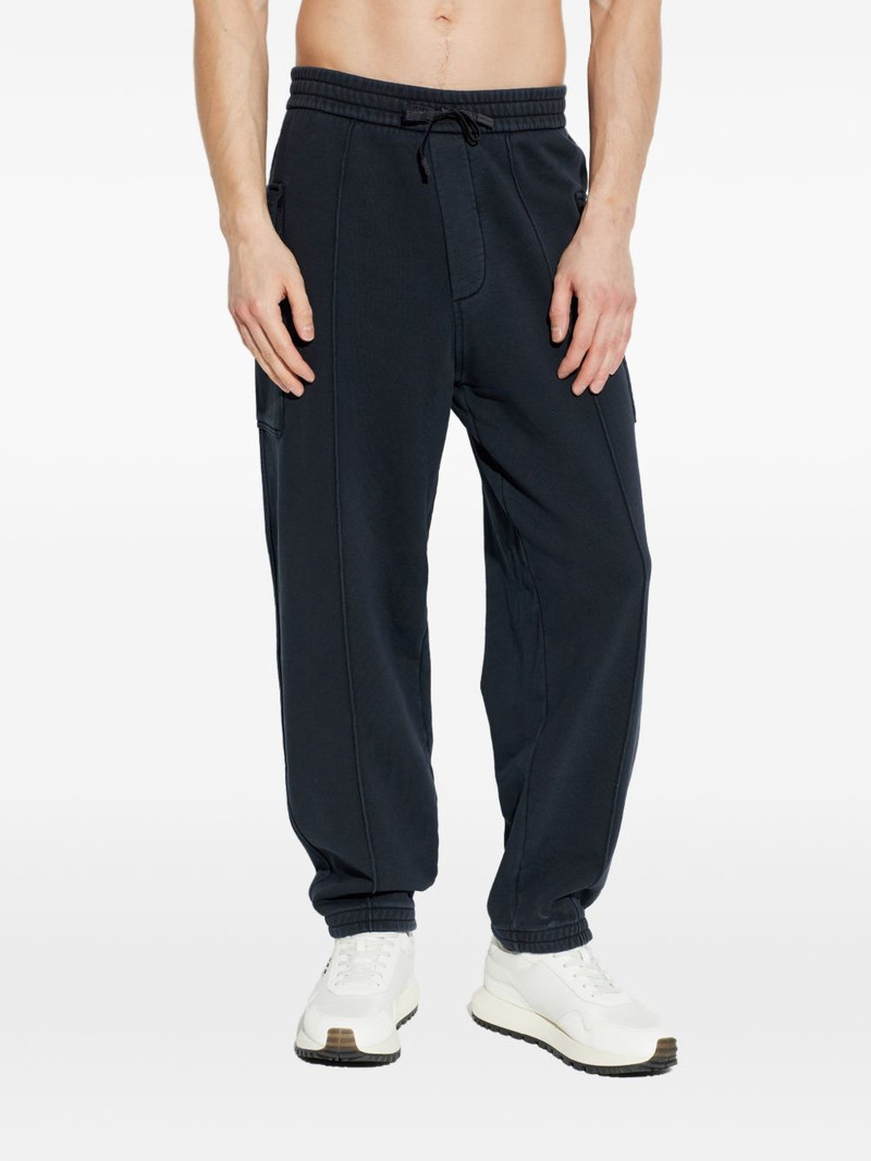 cargo pants 3