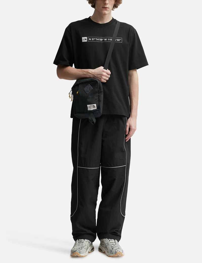 The North Face BERKELEY CROSSBODY BAG outlook