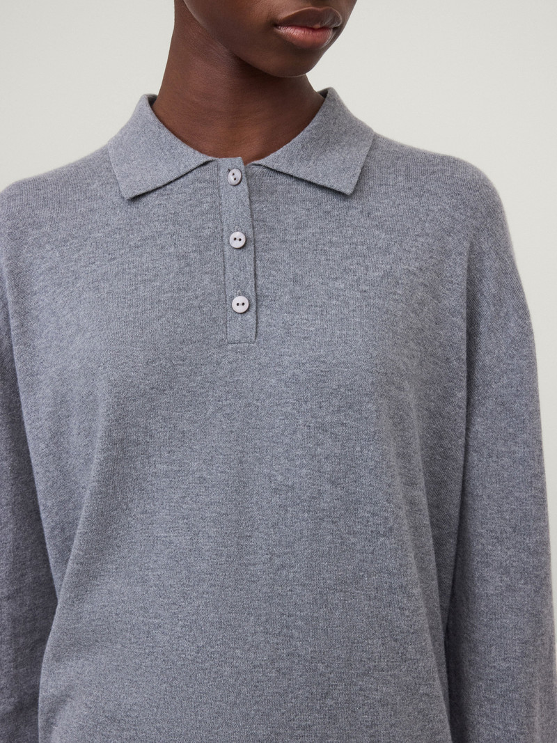 The Caisa Sweater 4