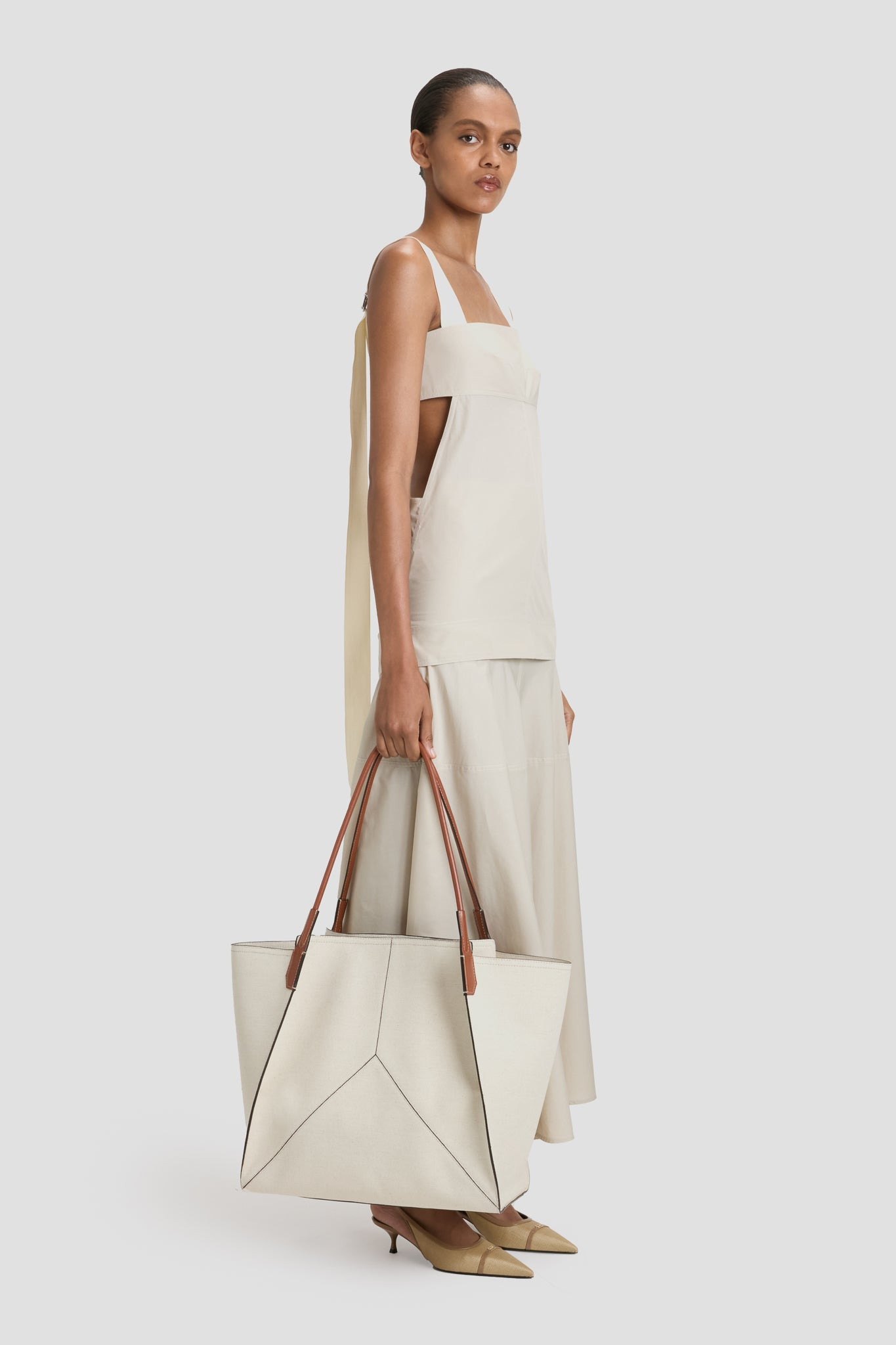 Victoria Tote In Ivory Canvas With Tan Leather - 3