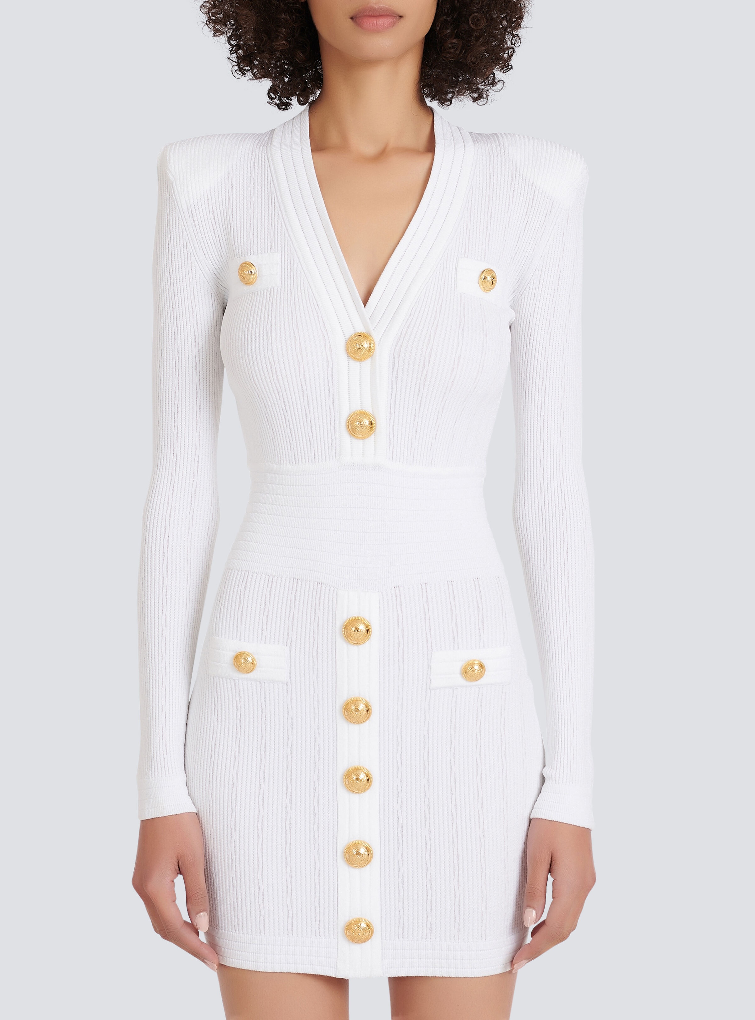 Short eco-designed knit dress with gold-tone buttons - 5