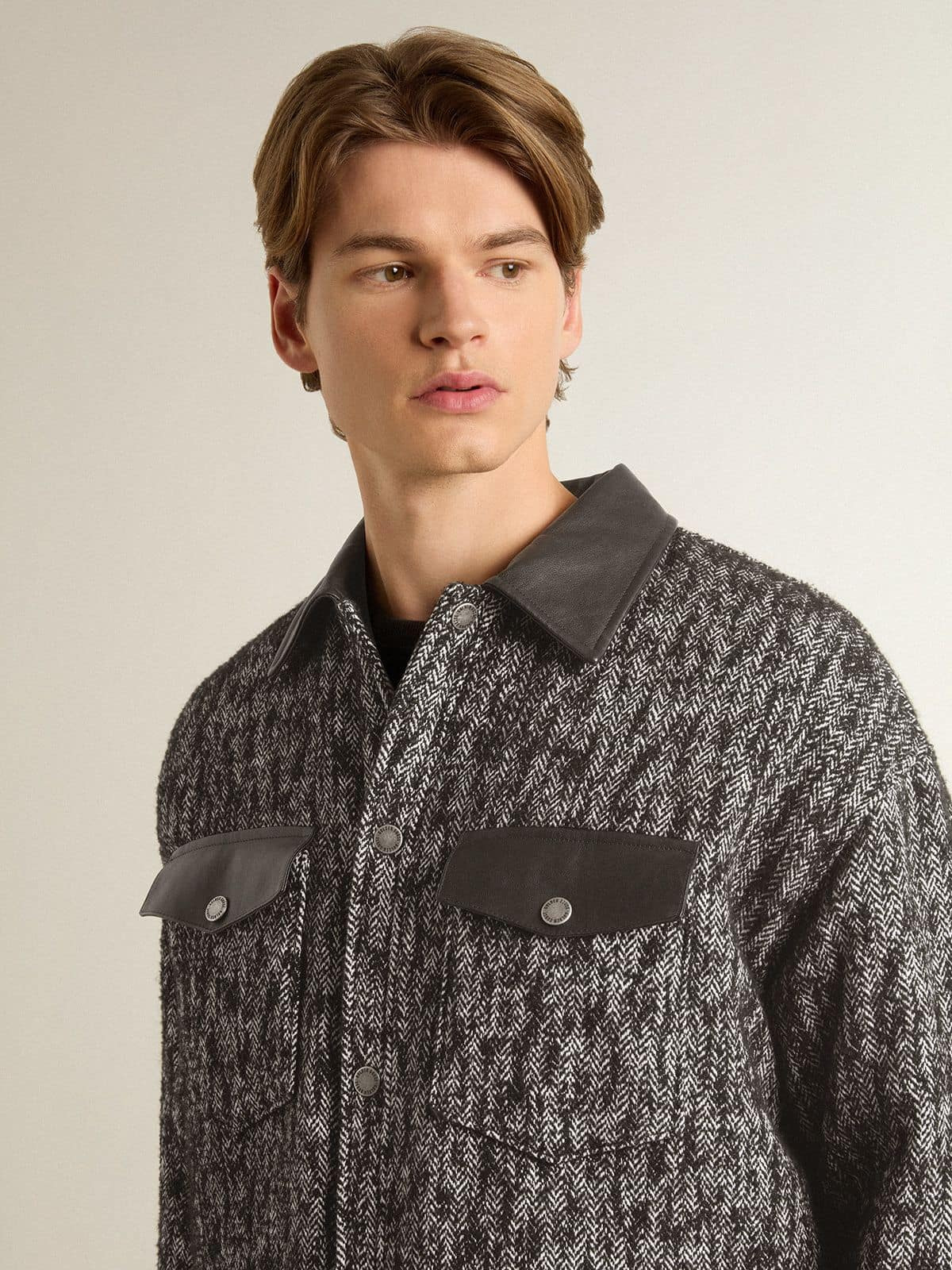 Gray herringbone jacket with black leather details - 5