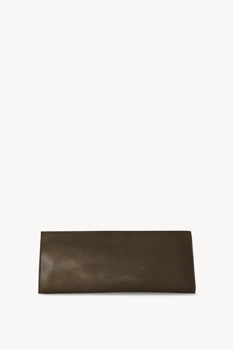 Flat Clutch in Leather 1