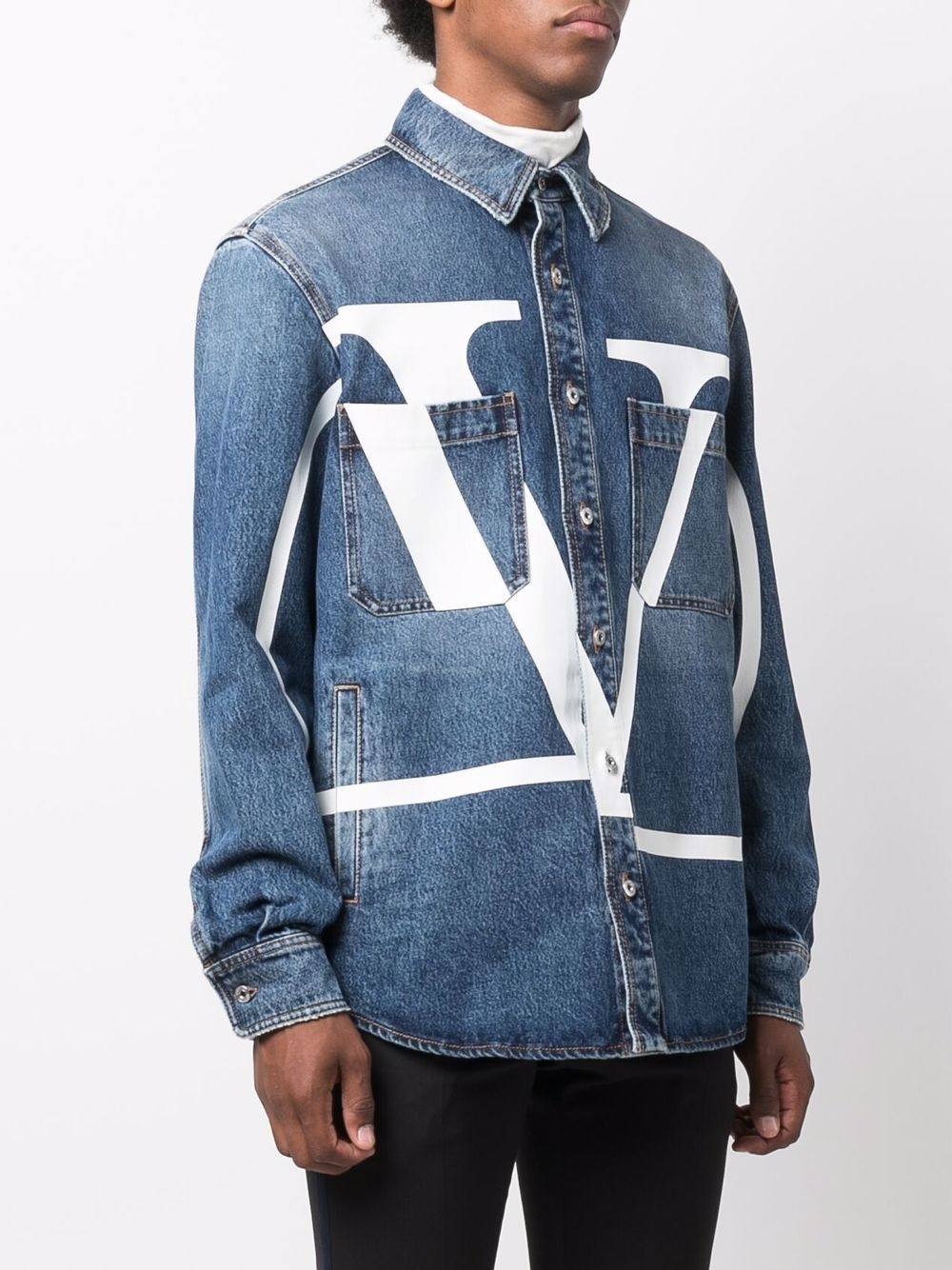 logo-print long-sleeve denim shirt - 3