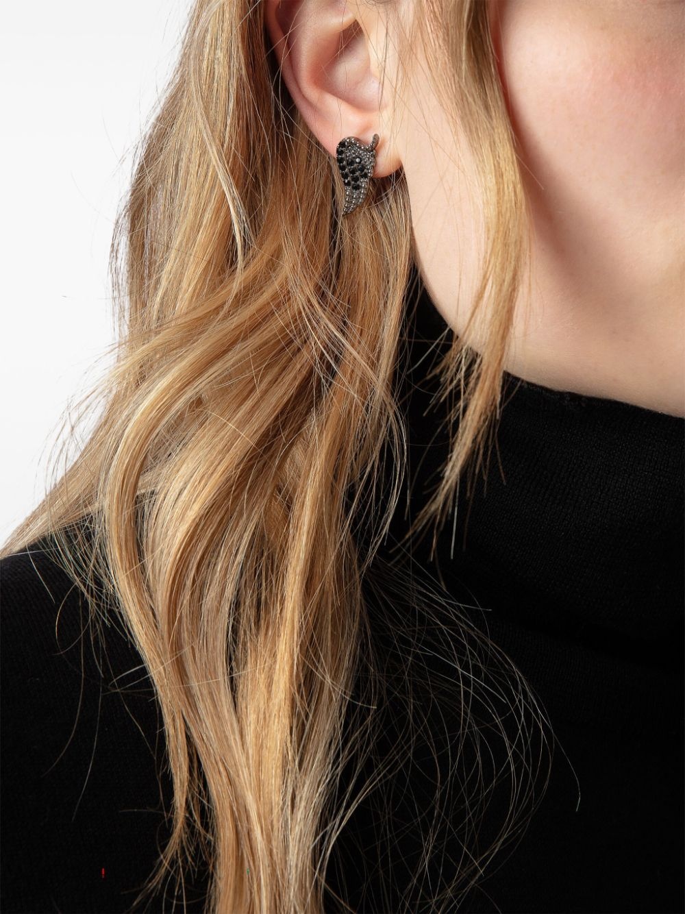 Rock stud earrings - 4