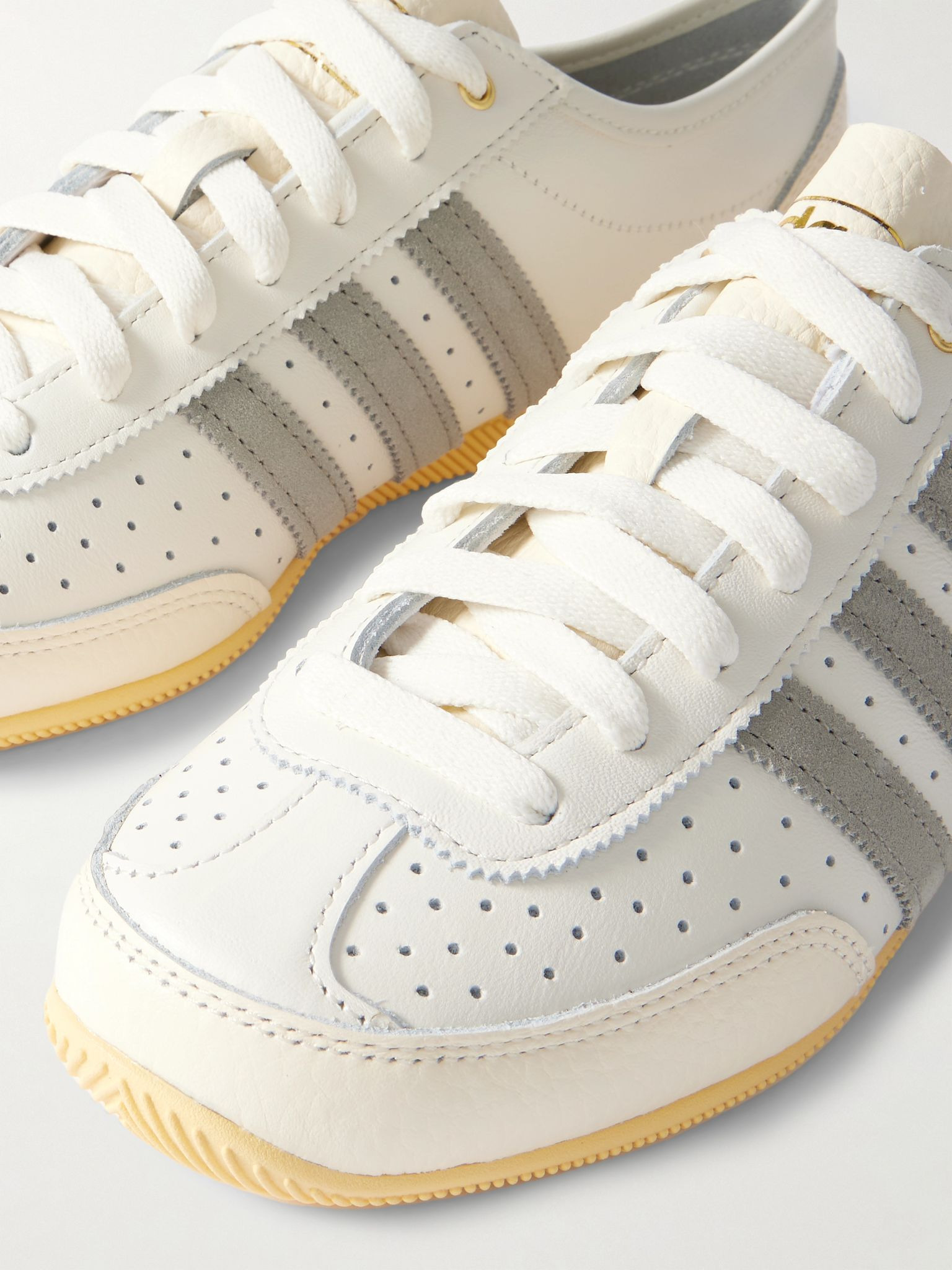 Japan Decon W perforated suede-trimmed leather sneakers Off-white - 4