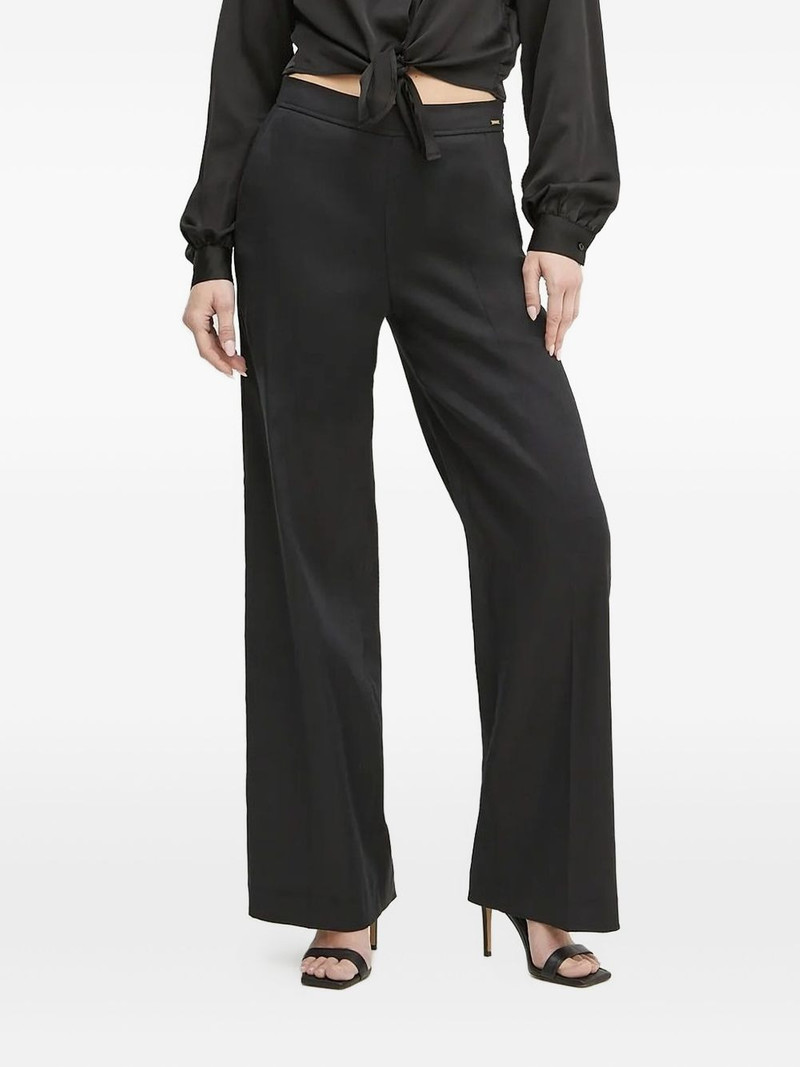 wide-leg trousers 1