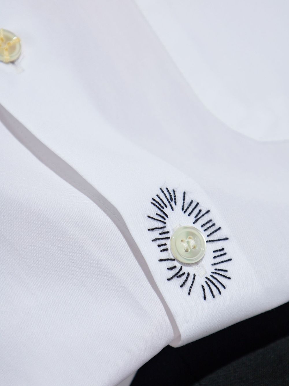embroidered-detail cotton shirt - 4